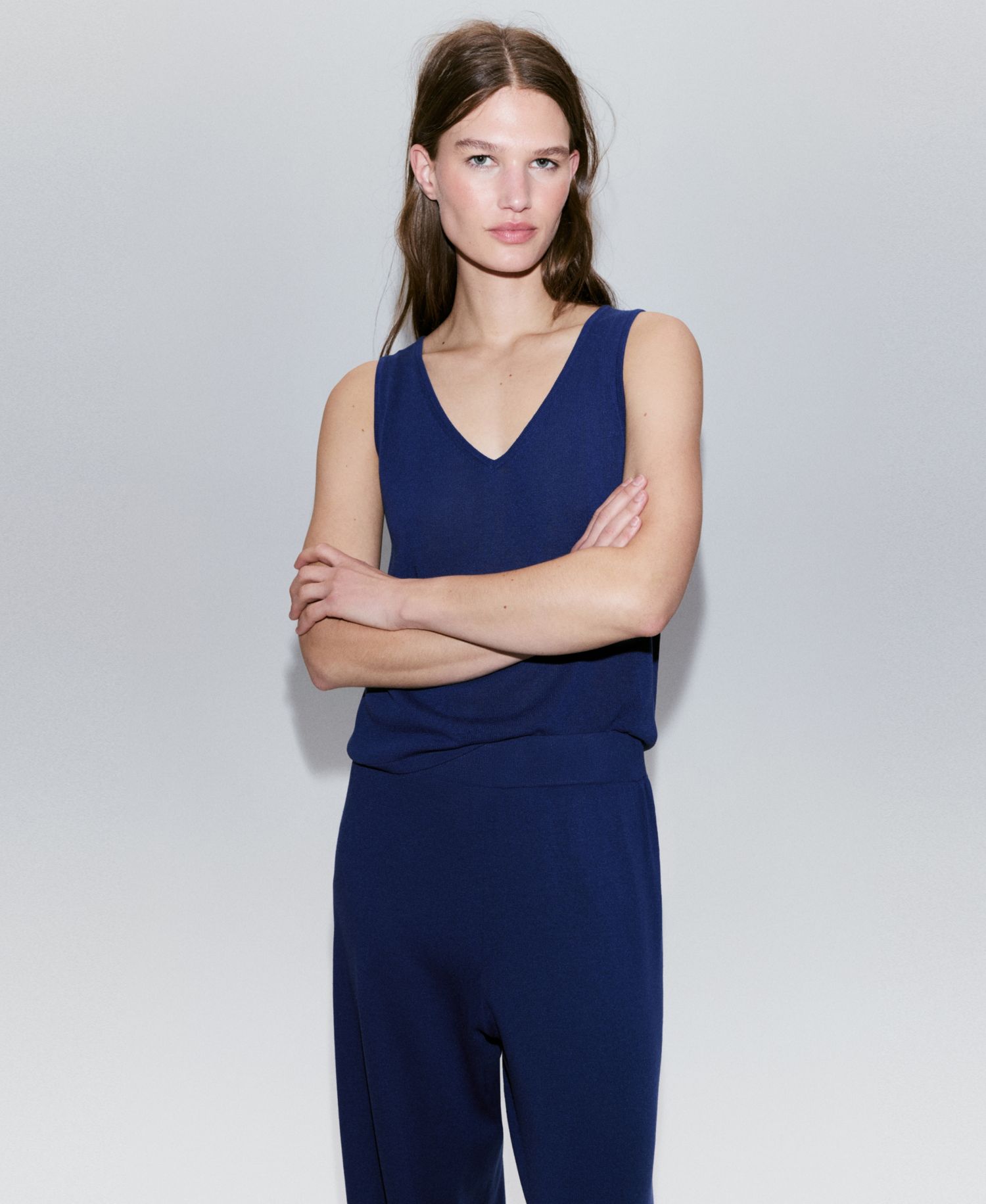 Women's V-Neck Knit Top