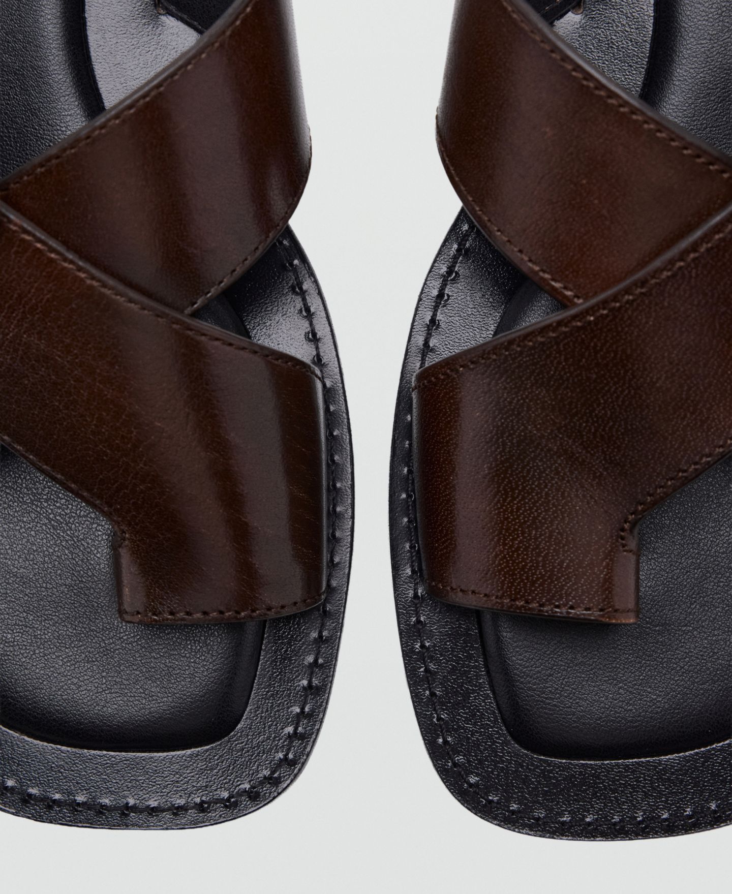 Женские сандалии Mango Crossed Straps Leather, цвет: Тёмный красный — фото 3