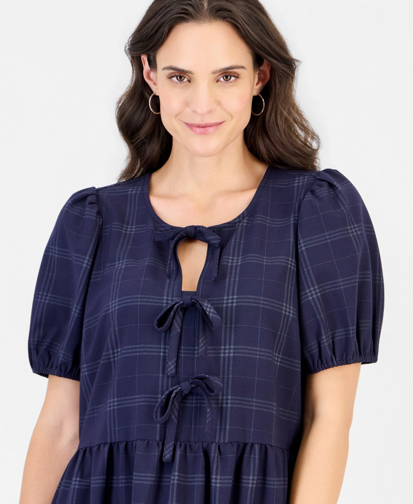 Женское платье Robbie Bee Petite Candlelight Peach Crewneck Short-Sleeve Dress with Pockets, цвет: Тёмно-синий — фото 2