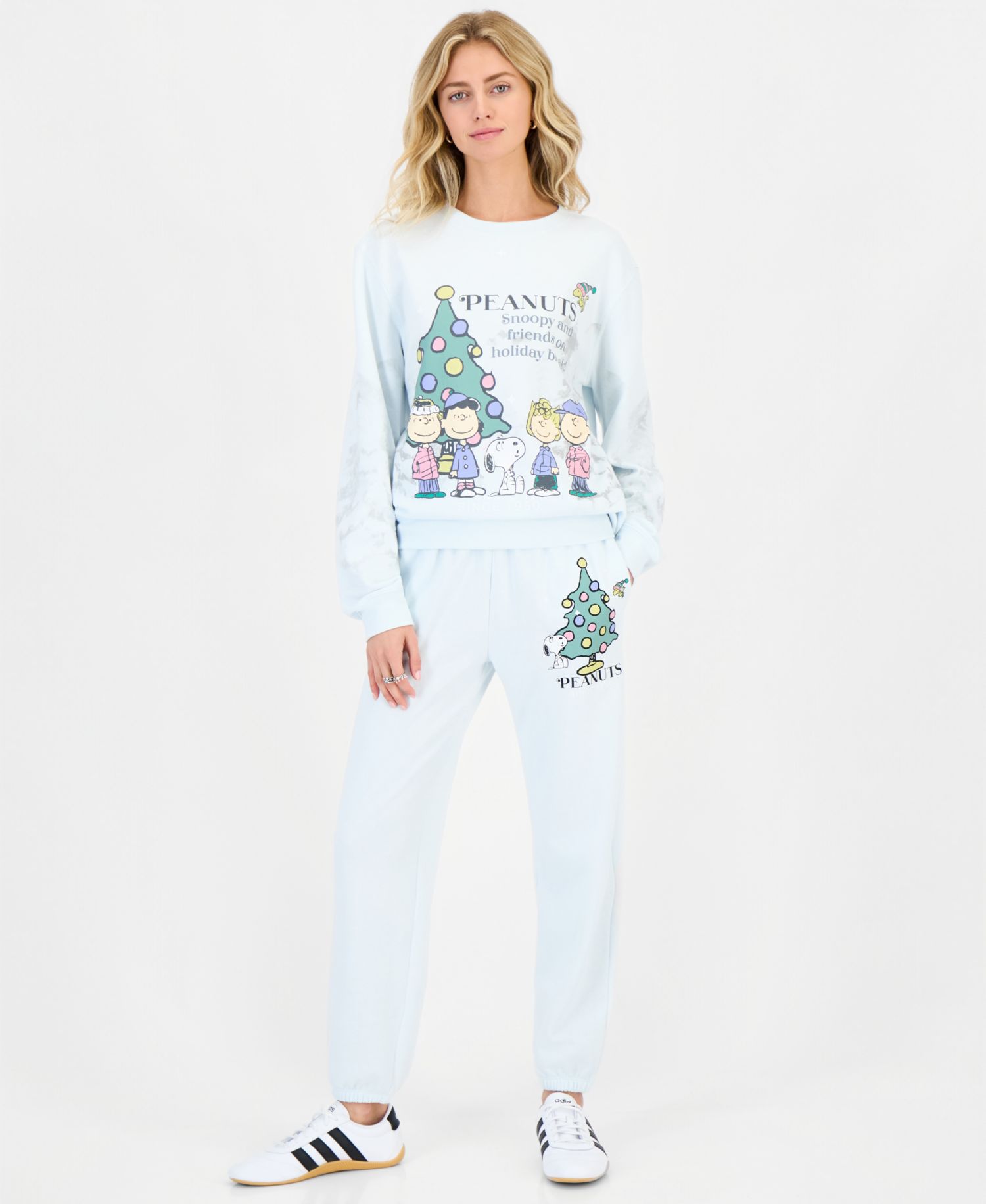 Juniors' Xmas Crew Holiday Graphic Sweatshirt