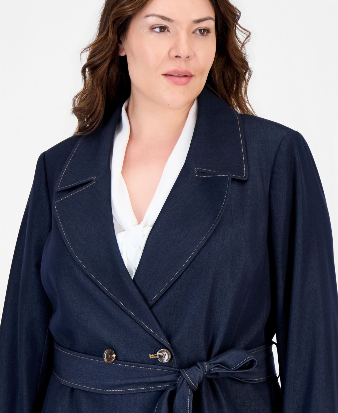 Женское пальто Tahari Plus Size Denim Double-Breasted Long Trench, цвет: Тёмный джинсовый — фото 3
