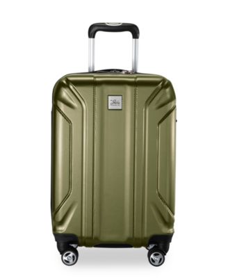 Nimbus 5.0 Carry-On Spinner Suitcase