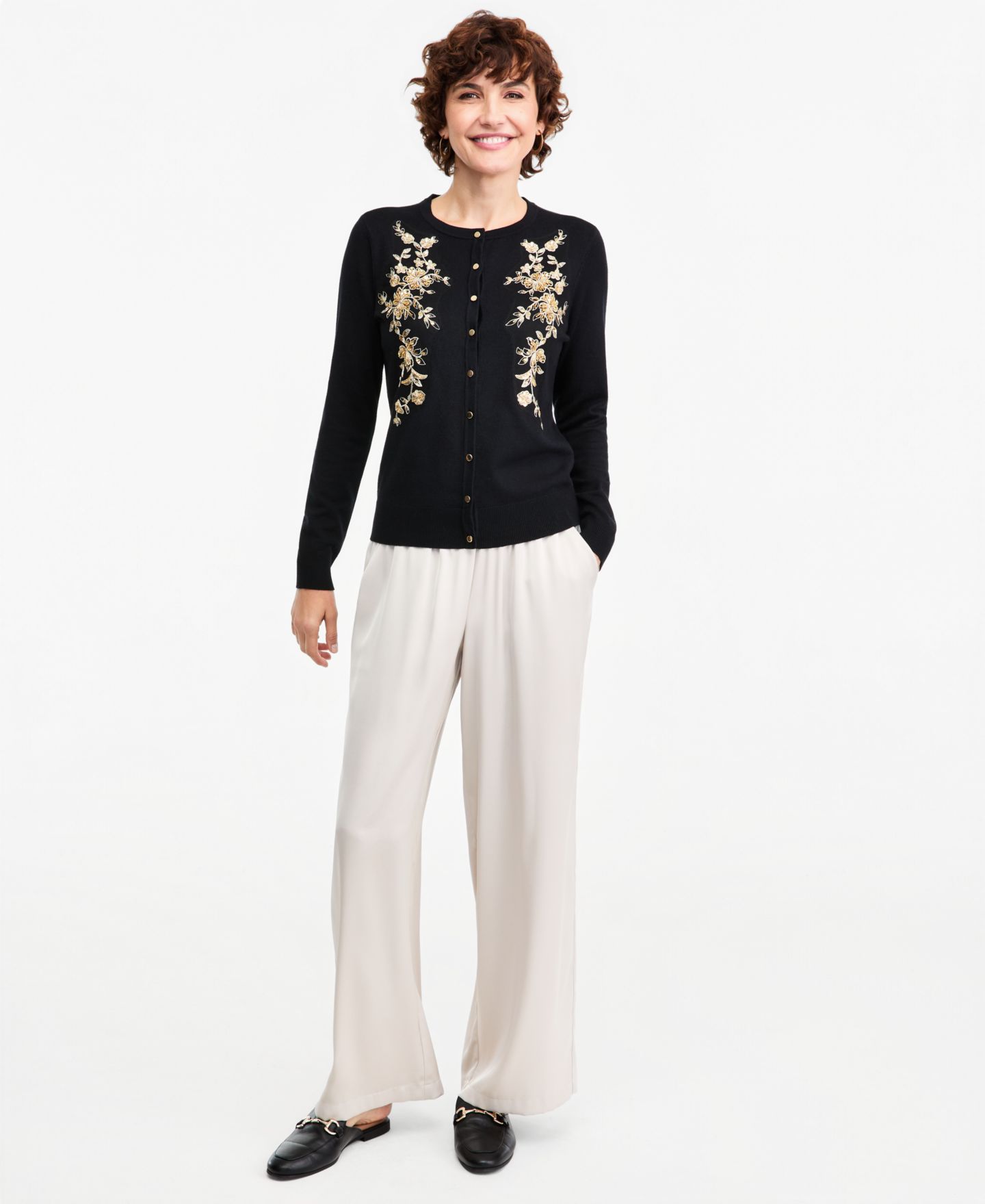 Женский кардиган JM Collection Embellished Floral Applique Button-Front, цвет: Глубокий чёрный — фото 2