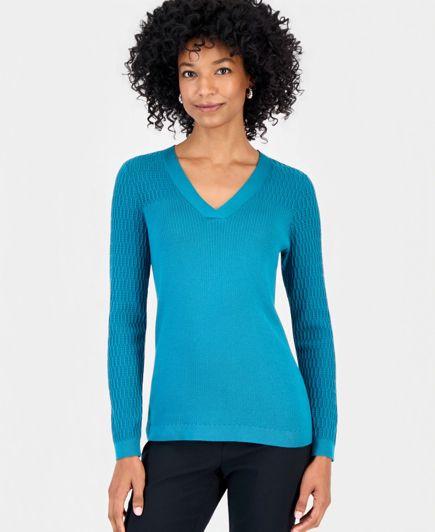 Women's Mixed Stitch Long-Sleeve V-Neck Sweater