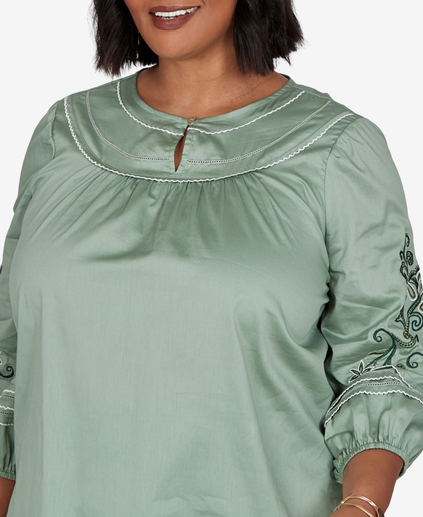 Женский топ Ruby Rd. Plus Size Embroidered Sleeve Voile, цвет: Jasper — фото 4