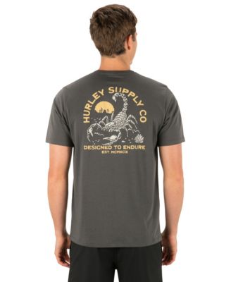 Men's Subtle Logo Artwork At The Left Chest T-Shirt