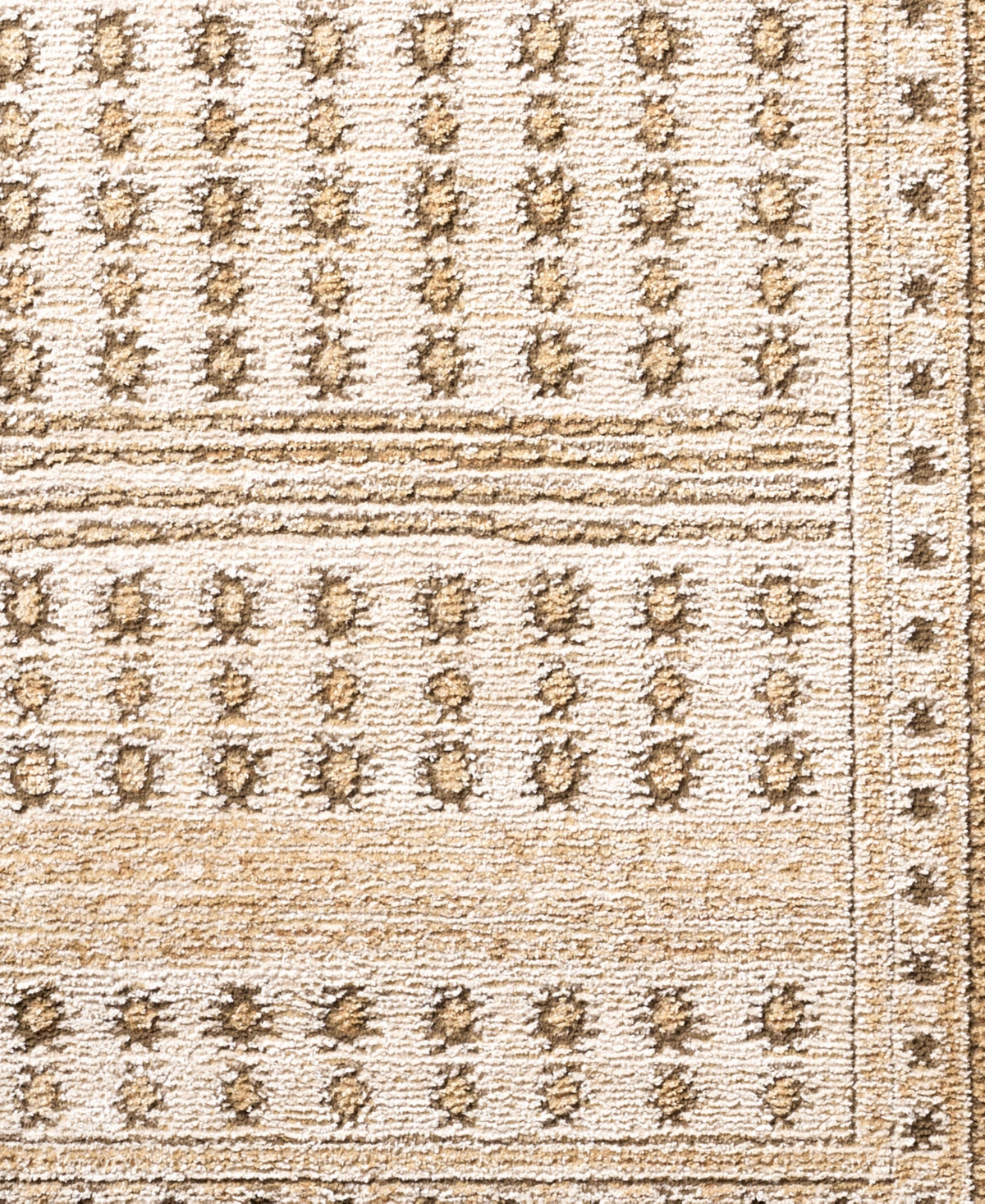Elle Decor x Livabliss Alma 886447 6'7"x9' Area Rug
