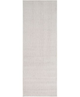 x Livabliss Grenelle 918966 2'7"x7'3" Runner Area Rug
