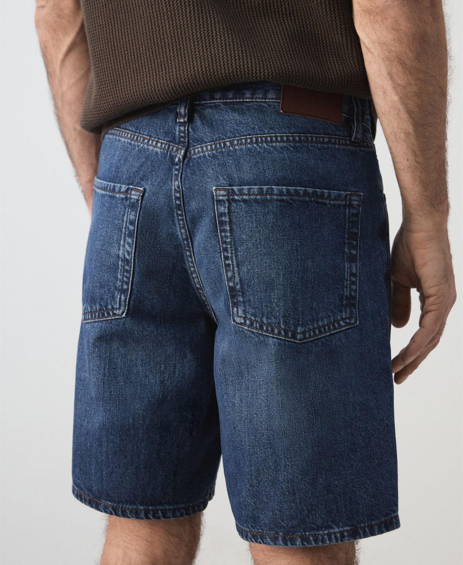 Men's Straight-Fit Denim 8.86" Bermuda Shorts