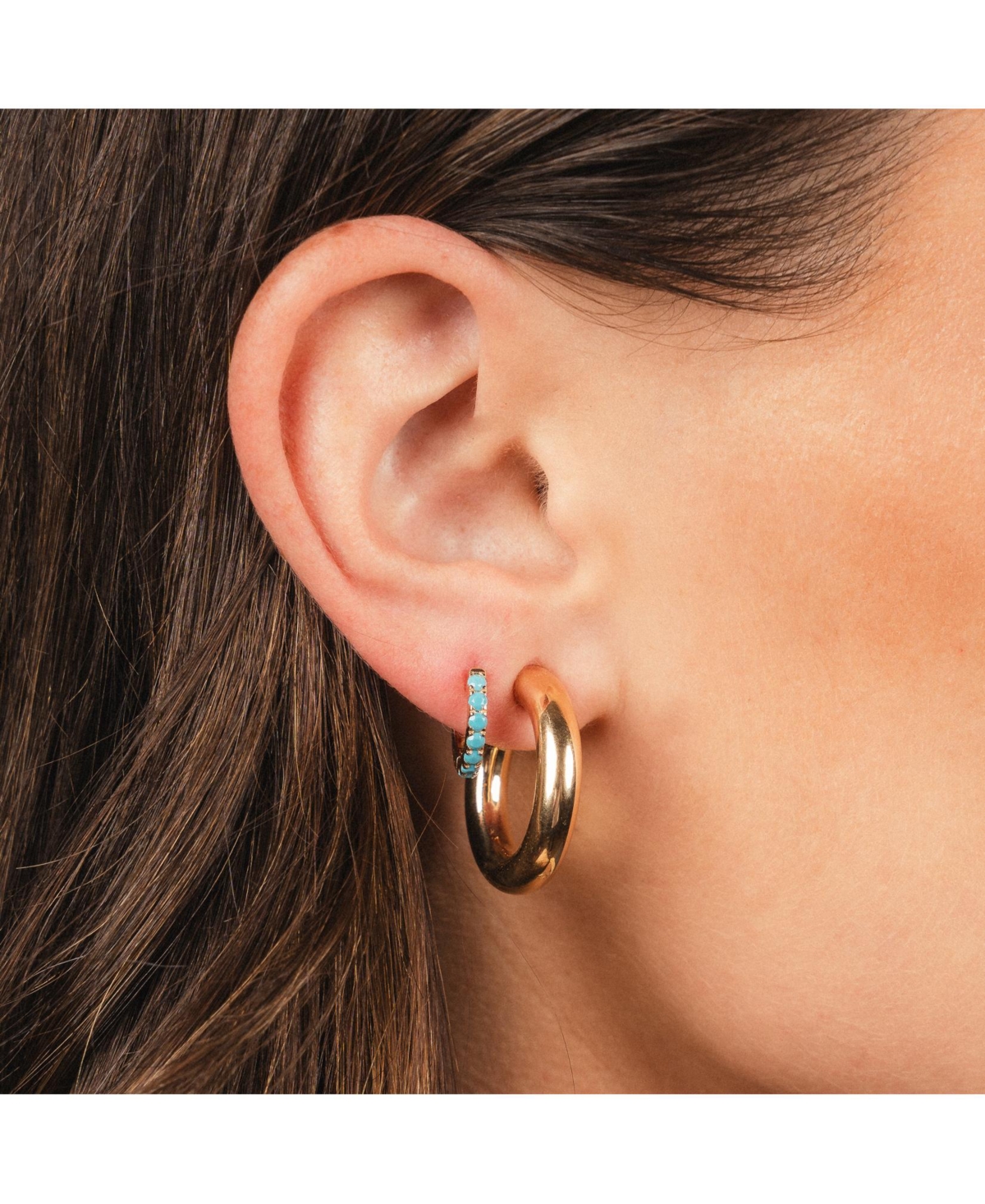 The Lovery Gold Tube Hoop Earrings 14K Gold 23 millimeters