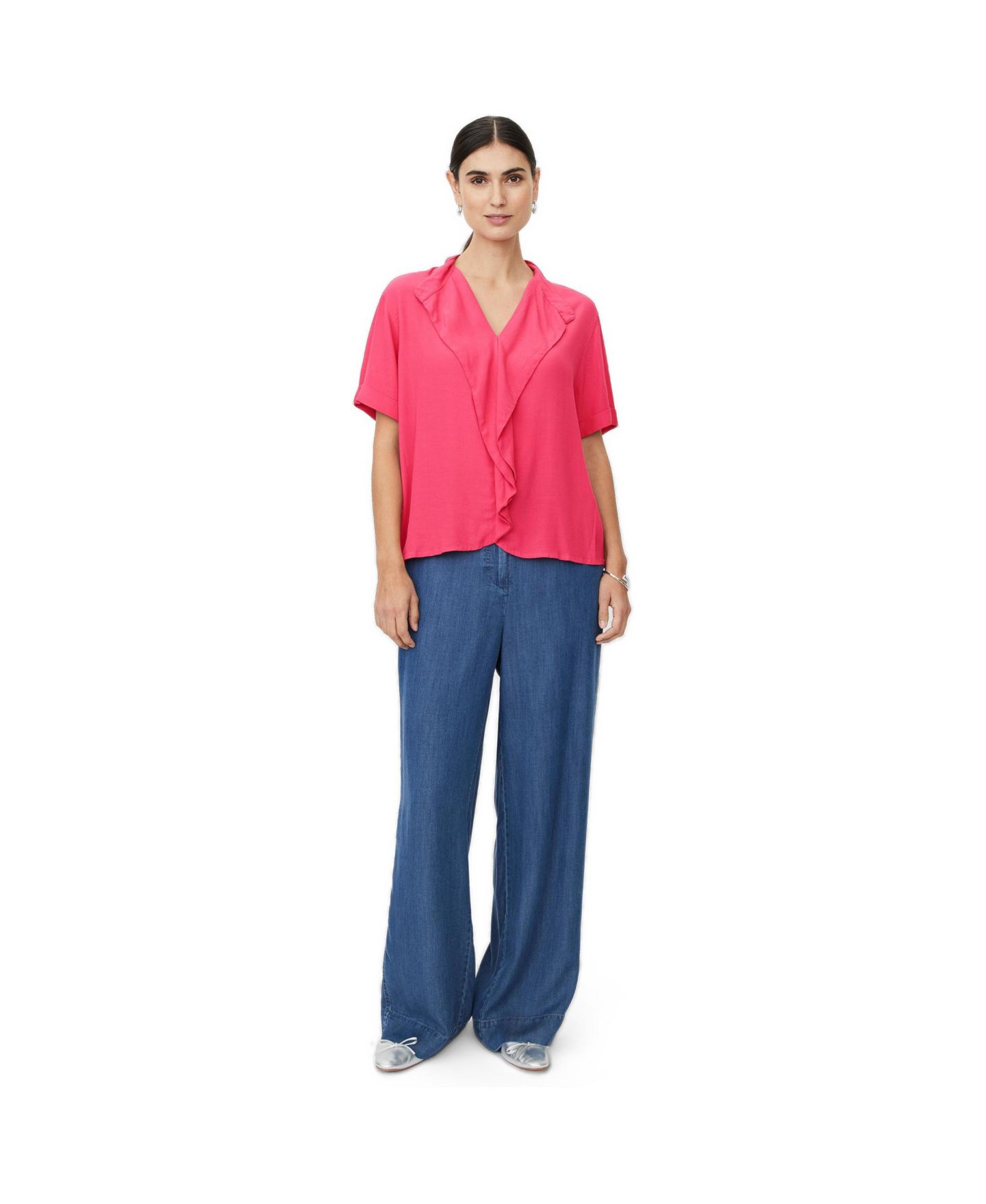 Женская блузка Masai Copenhagen MaDyvora V-Neck Short-Sleeve Ruffle, цвет: Carmine — фото 2