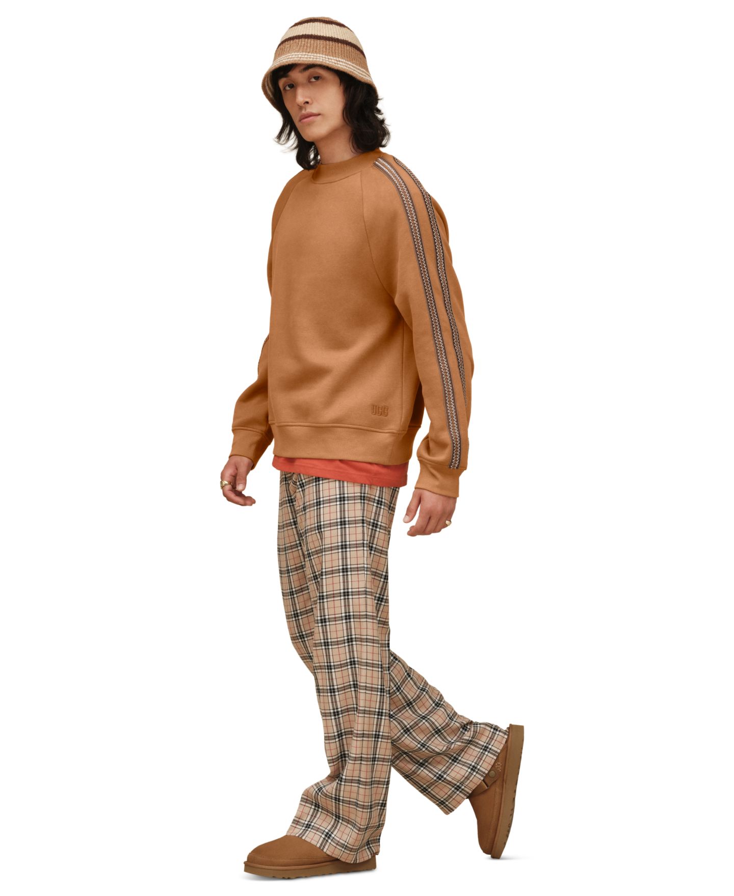 Мужской свитшот UGG® Tasman Crewneck, цвет: Каштановый — фото 2