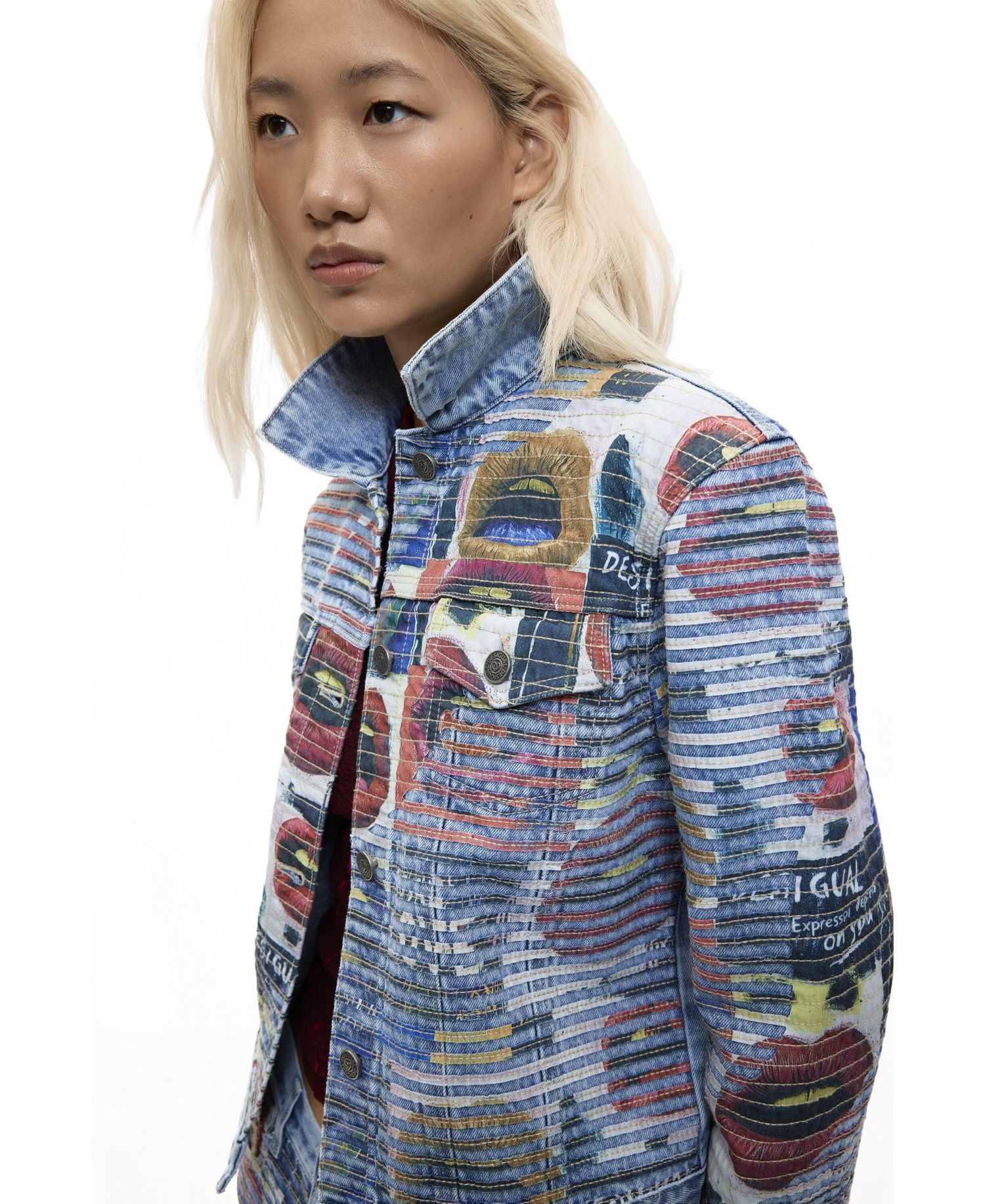 Women's Short Graphic-Print Denim Jacket