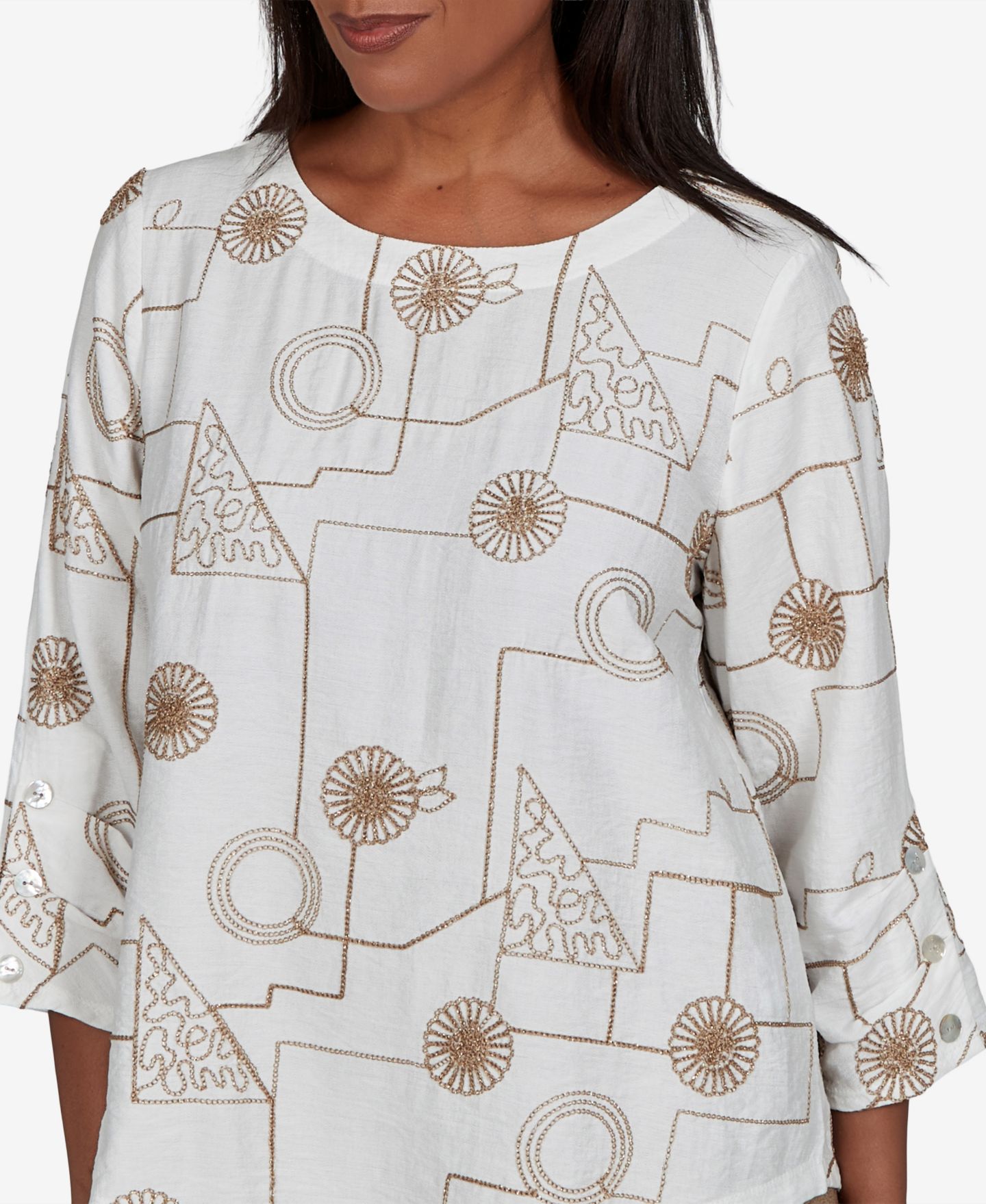 Женская блузка Alfred Dunner Petite Union Square Geometric-Floral 3/4-Sleeve Crewneck Rayon-Nylon Blend, цвет: Слоновая кость — фото 4