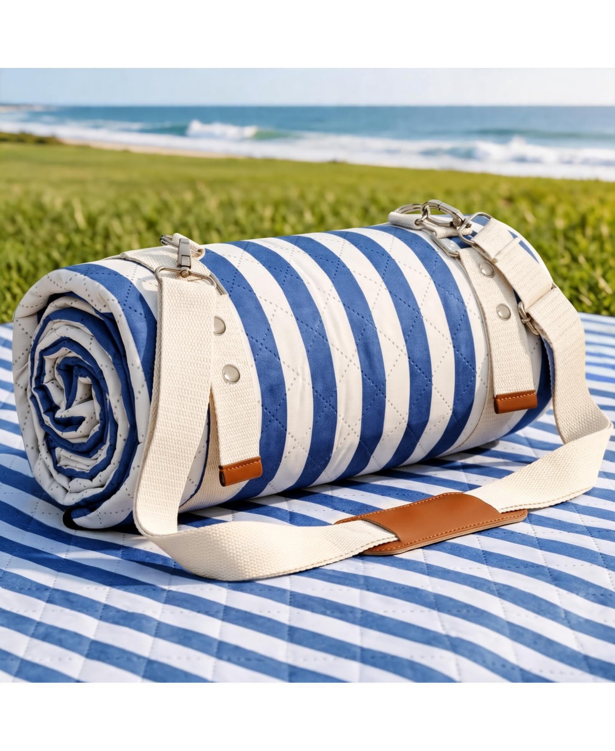 Piscifun Extra Large 3 Layer Waterproof Picnic Blanket Portable Sandproof Machine Washable Outdoor Mat