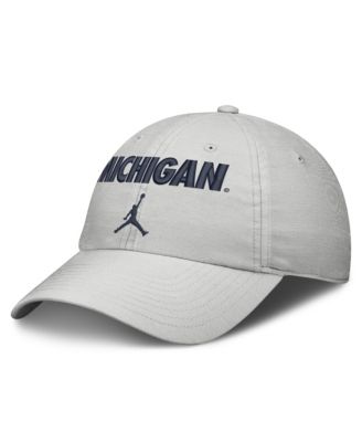 Men's and Women's Gray Michigan Wolverines 2026 On-Field Gameday Club Adjustable Hat