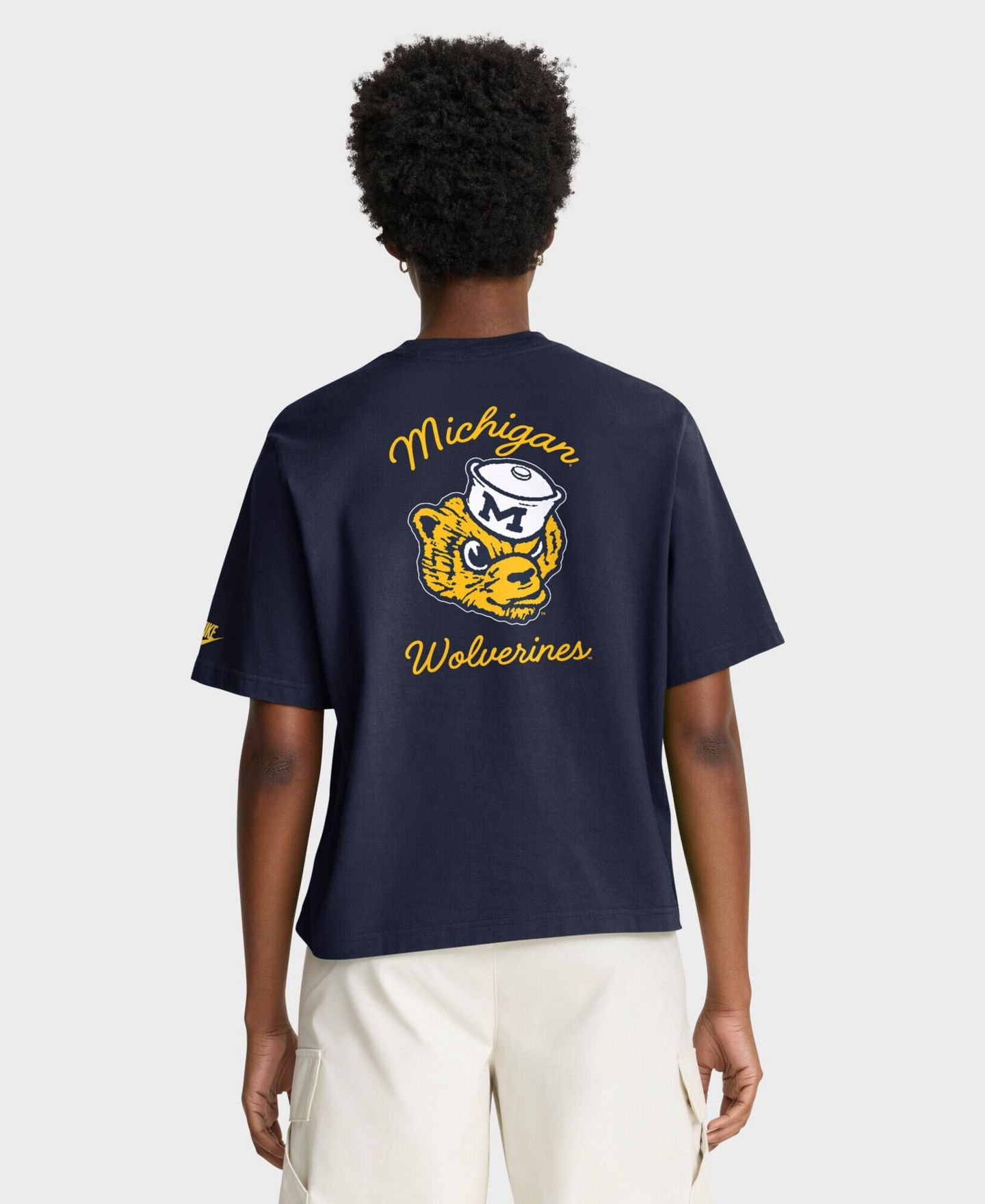 Женская футболка Nike Michigan Wolverines Legacy Pocket Boxy — фото 4