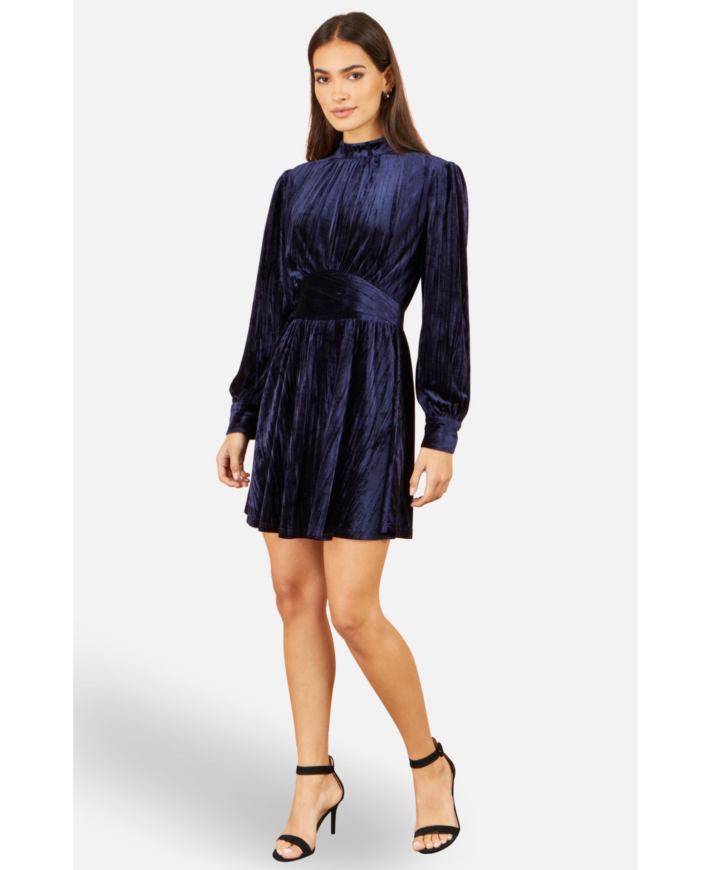 Женское платье Yumi Ruched Waist Velvet Long-Sleeve Skater, цвет: Тёмно-синий — фото 4