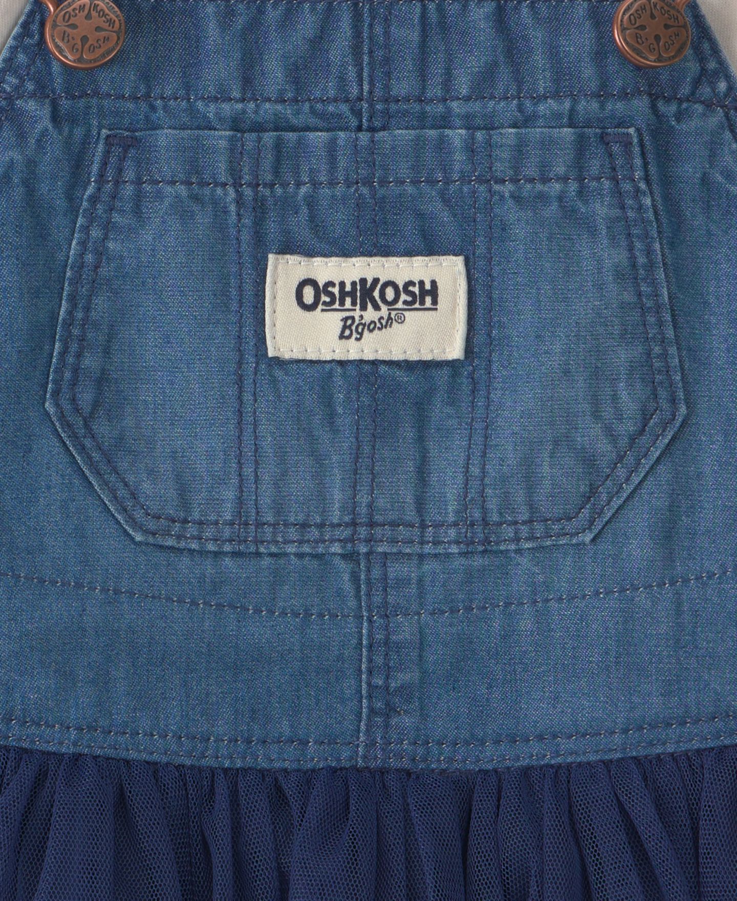 Детский комплект Osh Kosh для девочки: топ с длинным рукавом и сарафан из шамбре, цвет: Синий / Слоновая кость — фото 4
