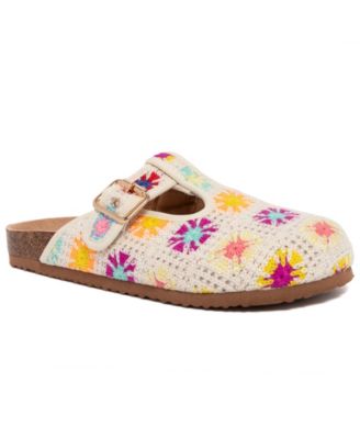 Women's Snicker Closed-Toe Slip-On Casual Clogs
