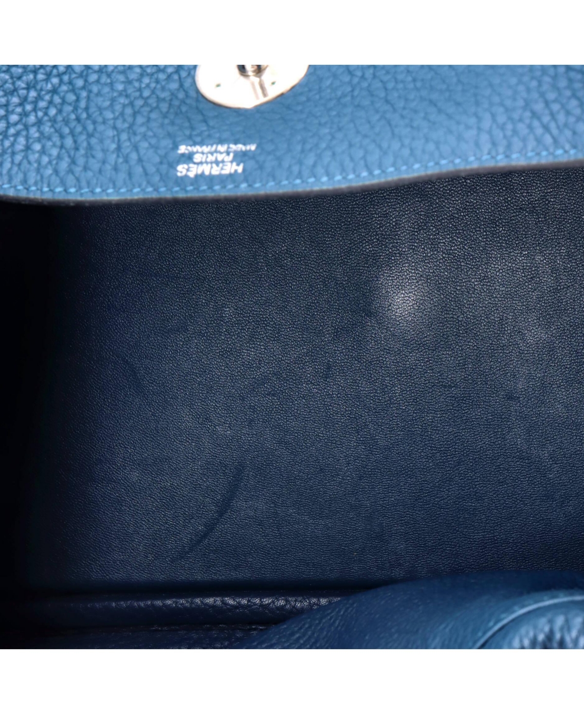 Pre-Owned HERMES 30 Lindy Bag Clemence