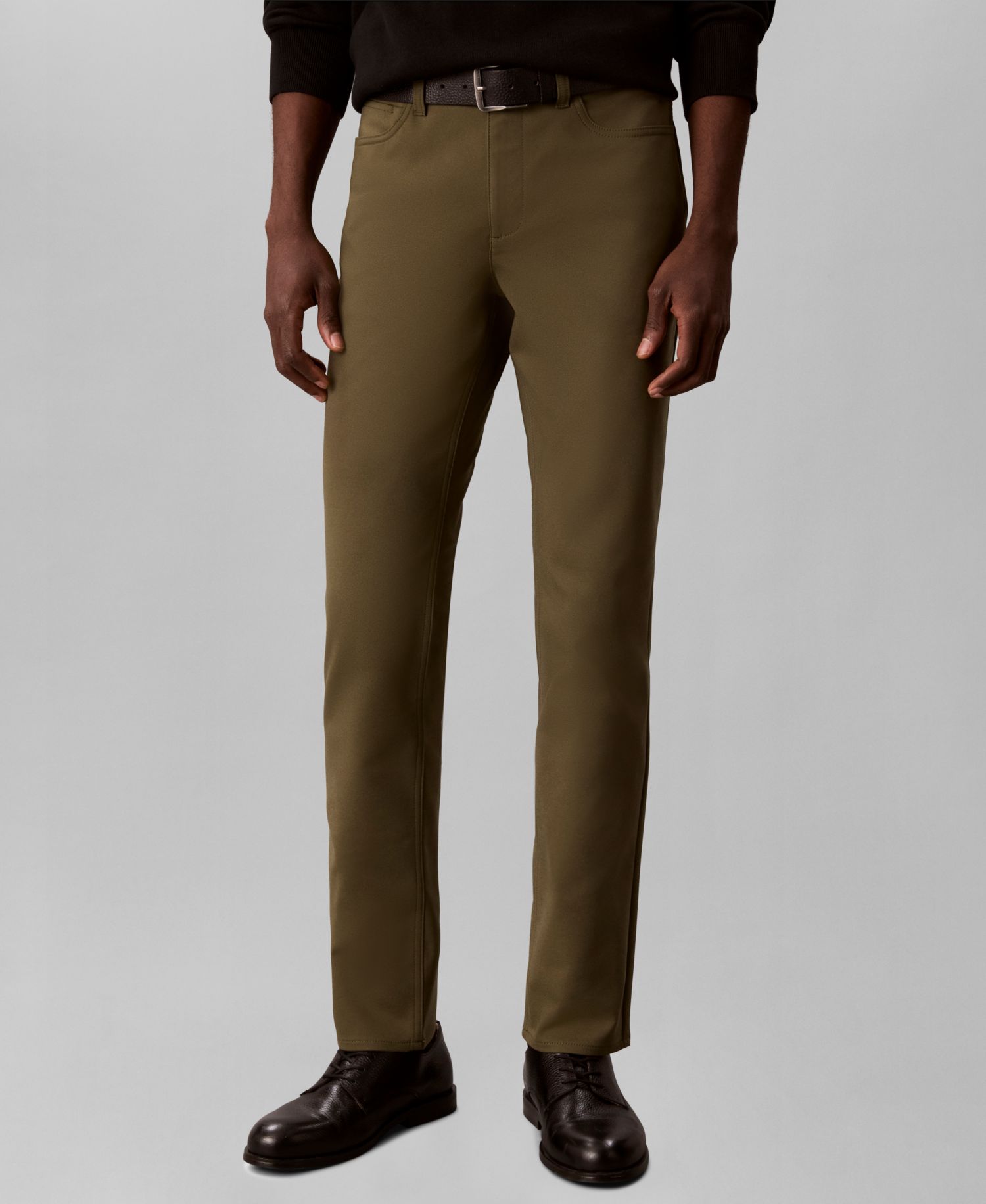 Men's Slim-Fit Performance Stretch Pants