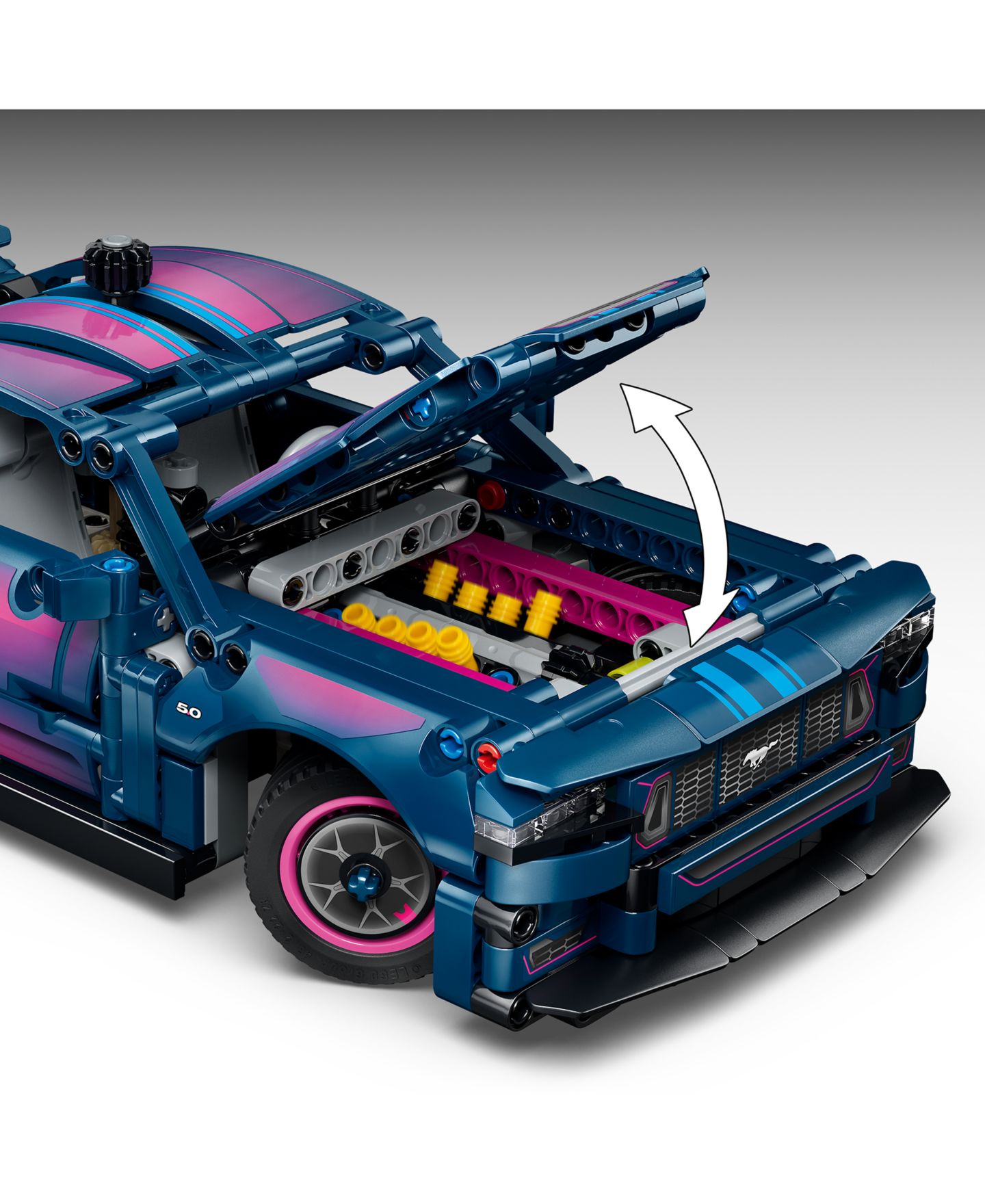 Детские конструкторы LEGO® Technic Custom Garage Ford Mustang GT Car 42236, 973 Pieces — фото 3