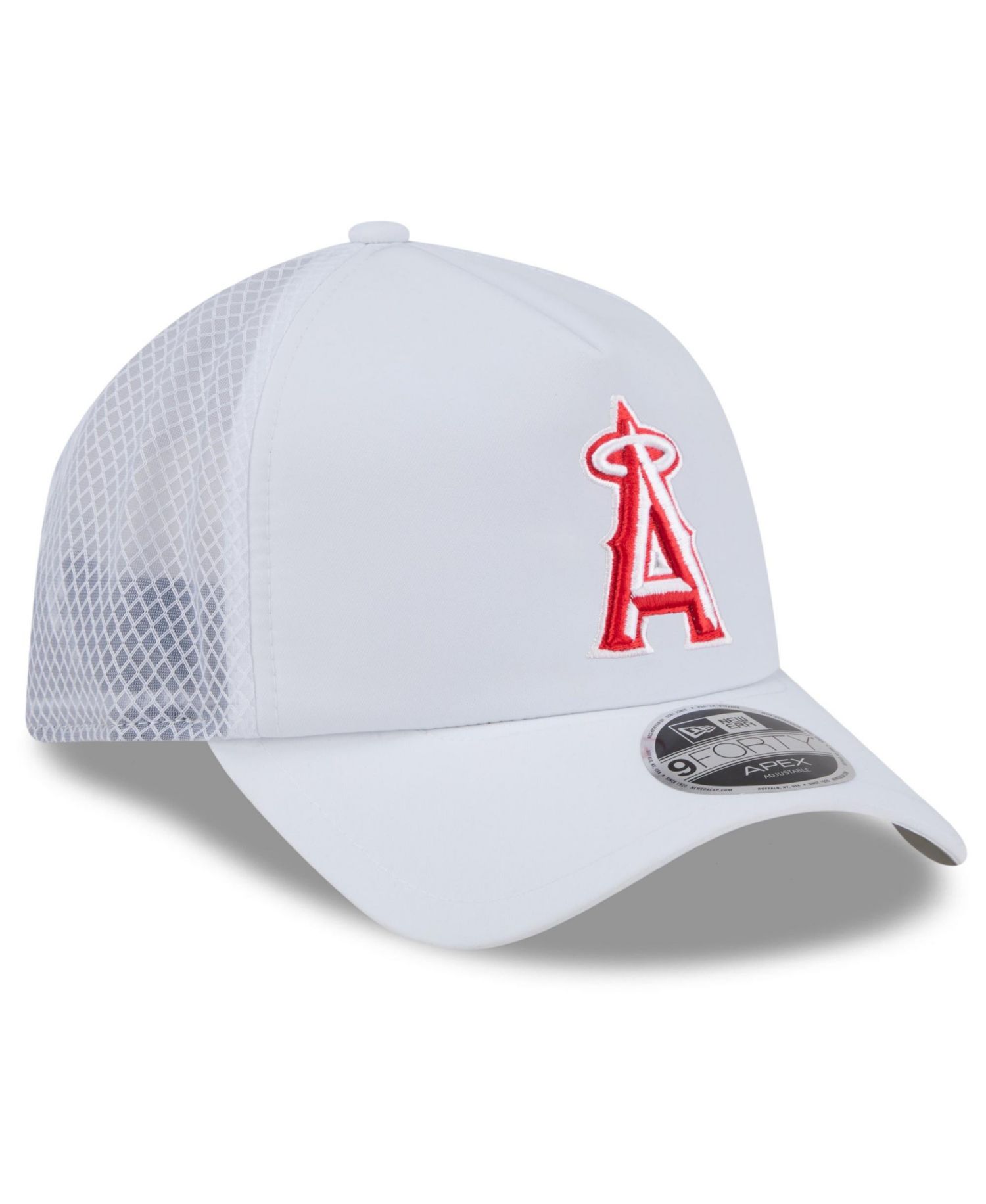 Men's White Los Angeles Angels 2026 Batting Practice Apex 9FORTY Adjustable Trucker Hat