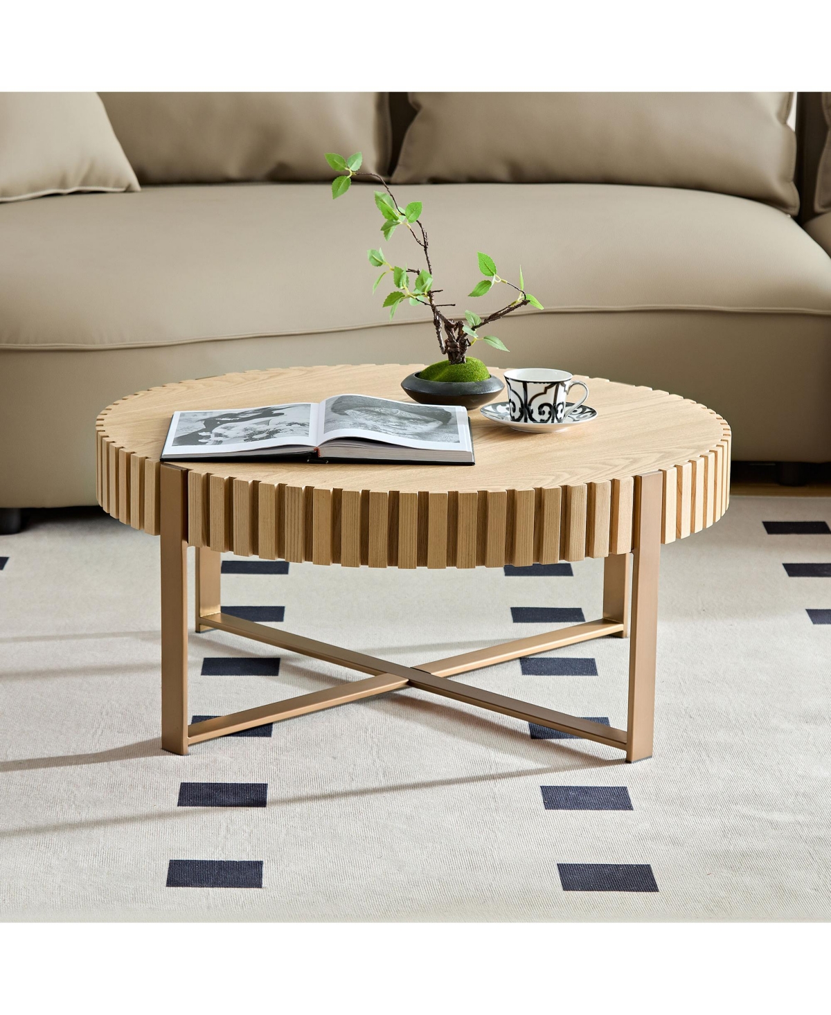 flynama 31.5" Round Drum Coffee Table Mdf Metal Pedestal Base Modern Natural Ash Accent Table