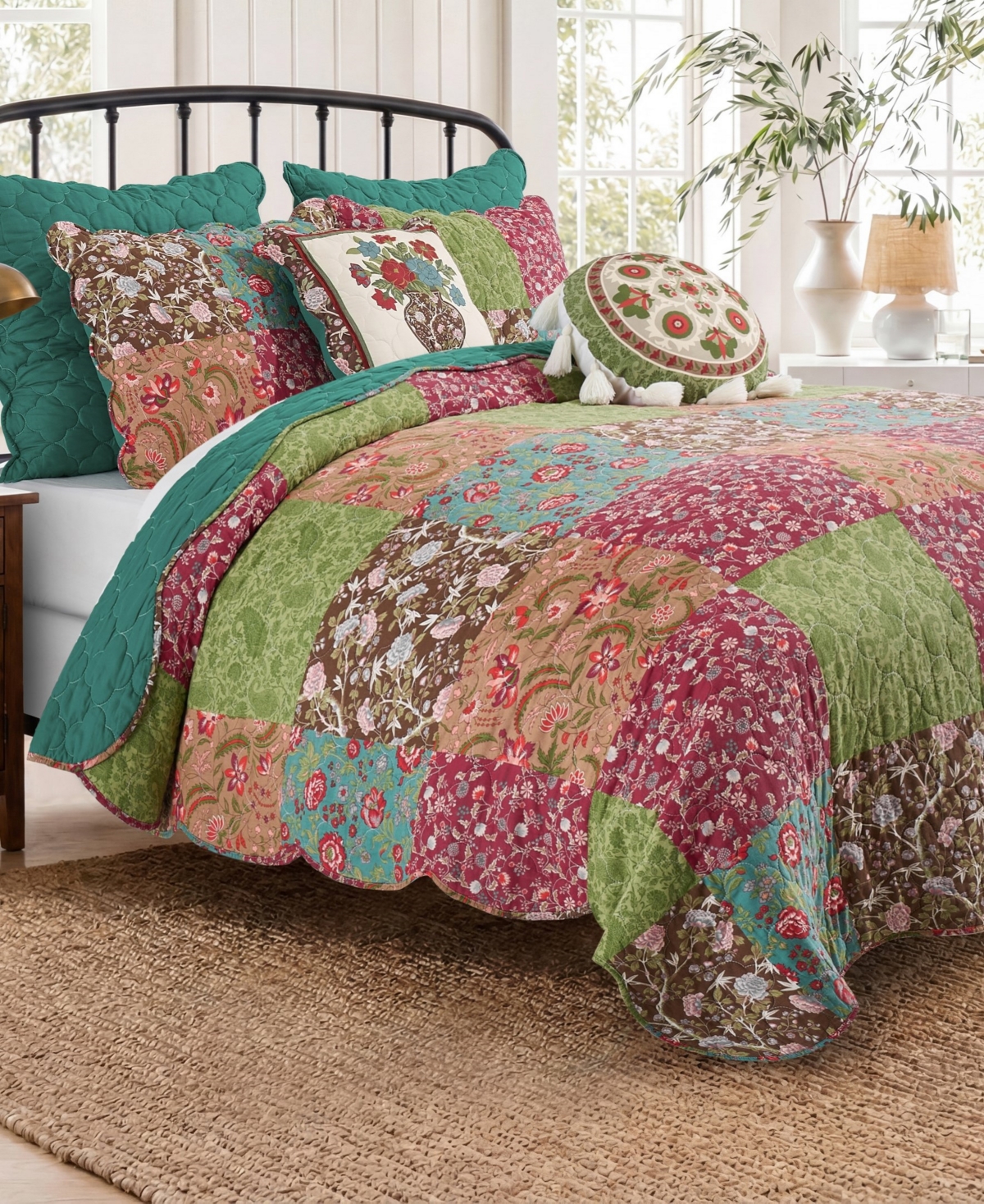 Greenland Home Fashions Danica Reversible Quilt Set, King