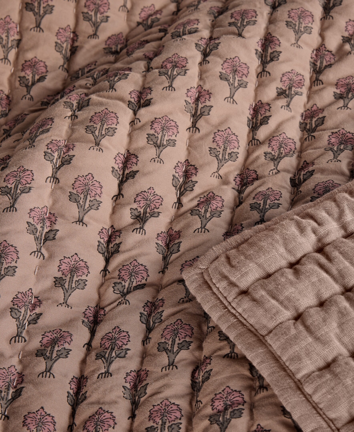 Oake Plum Floral 3-Piece Coverlet Set, Full/Queen, Macy's Exclusive
