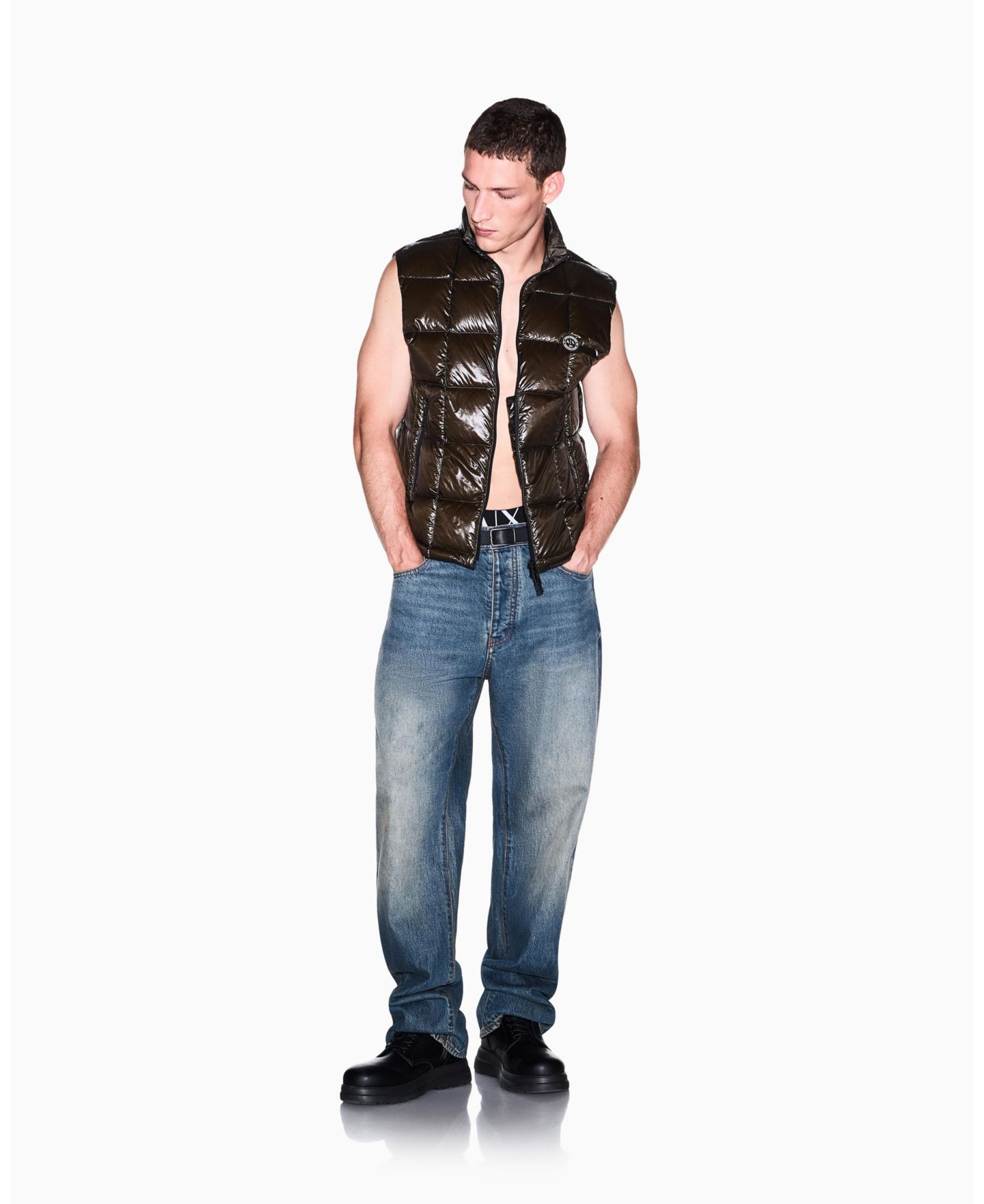 Мужской жилет A|X Armani Exchange Nylon Metallic Shine Down Vest, цвет: Andorra — фото 4