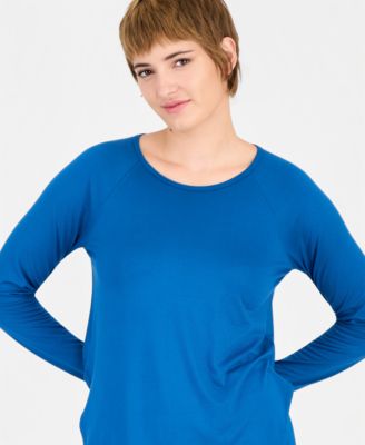 Women's Performance Long-Sleeve Top