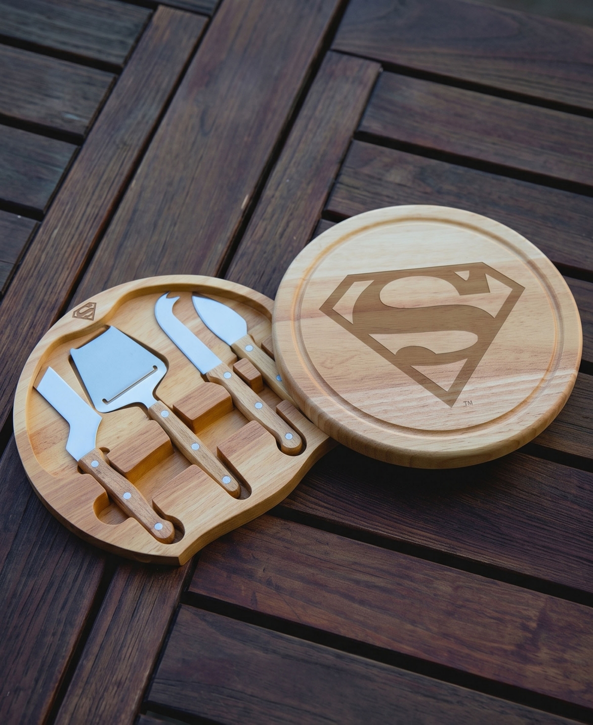 Toscana Superman Circo 5-Piece Cheese Cutting Board Tool Set
