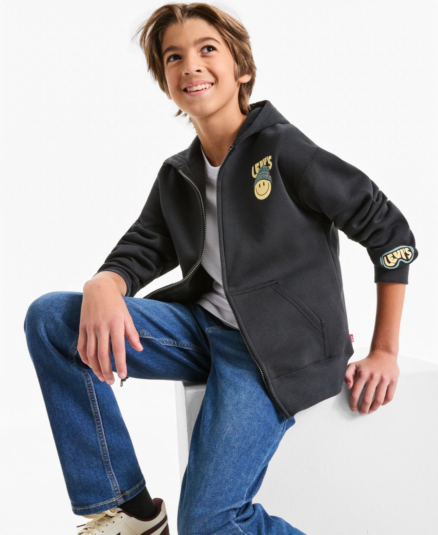 Комплекты Levi's Graphic Full-Zip Hoodie & 514 Straight-Leg Stretch-Performance Jeans для мальчиков, цвет: Чёрный — фото 2