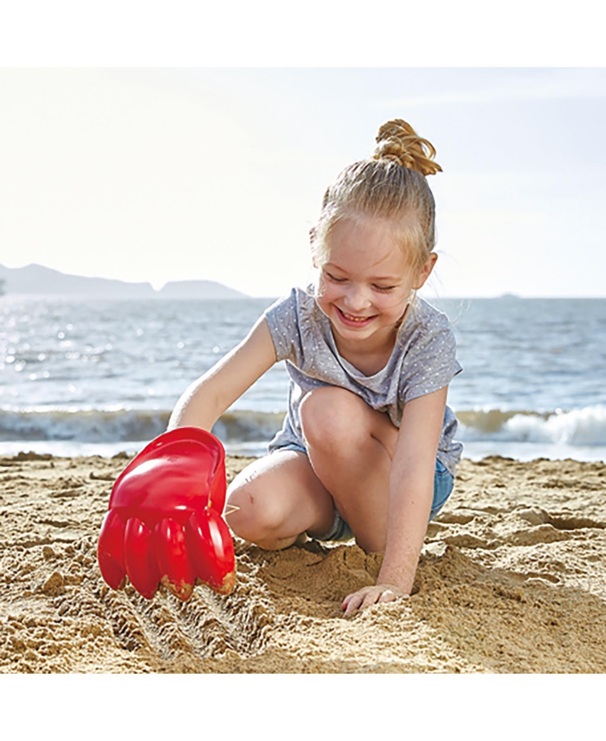 Hape Hand Digger Water and Sand Toy, Ages 18 Months+