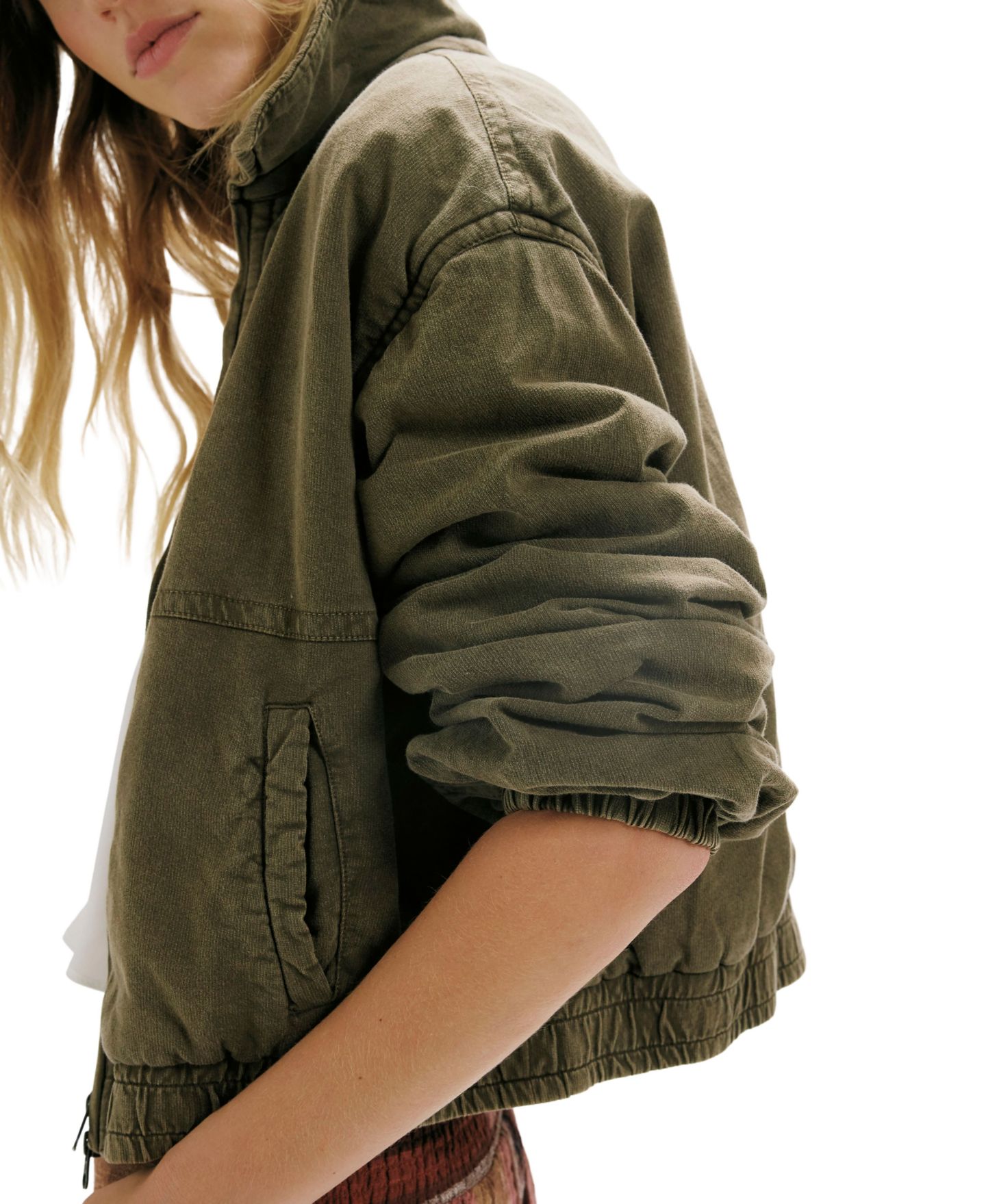 Женская куртка Free People Birdie Cropped Washed Bomber, цвет: Оливковый зелёный — фото 3