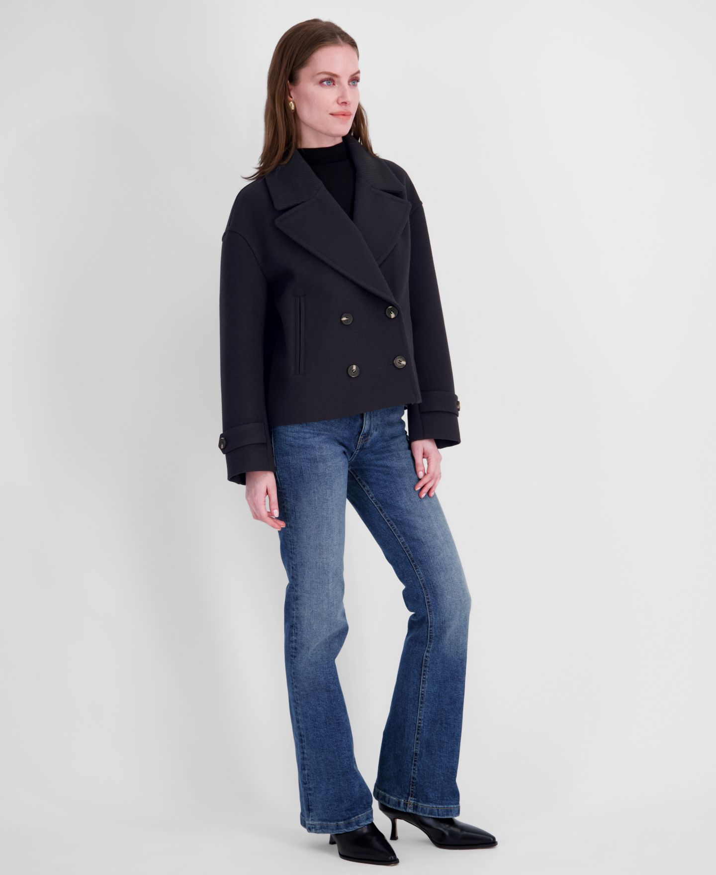 Женское пальто Tahari Double-Breasted Notch-Collar Cropped Coat, цвет: Чёрный — фото 2