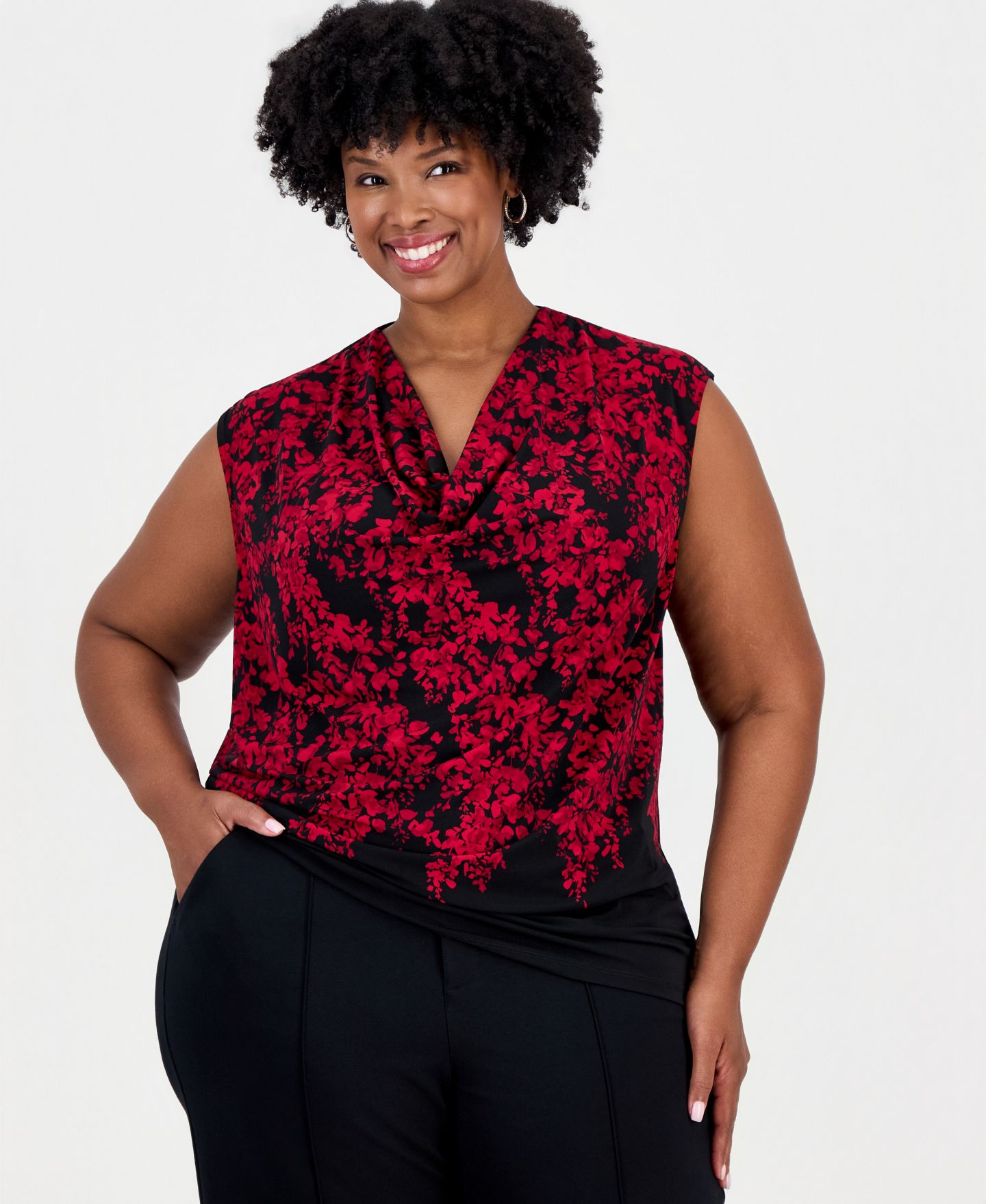 Женская блузка Kasper Plus Size Cowl-Neck Cap-Sleeve Floral, цвет: Чёрный разноцветный — фото 1