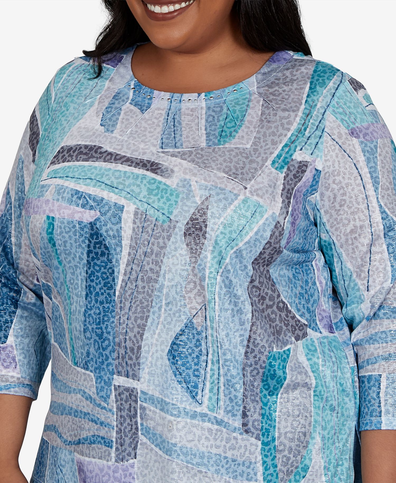 Plus Size 3/4-Sleeve Side-Slit T-Shirt