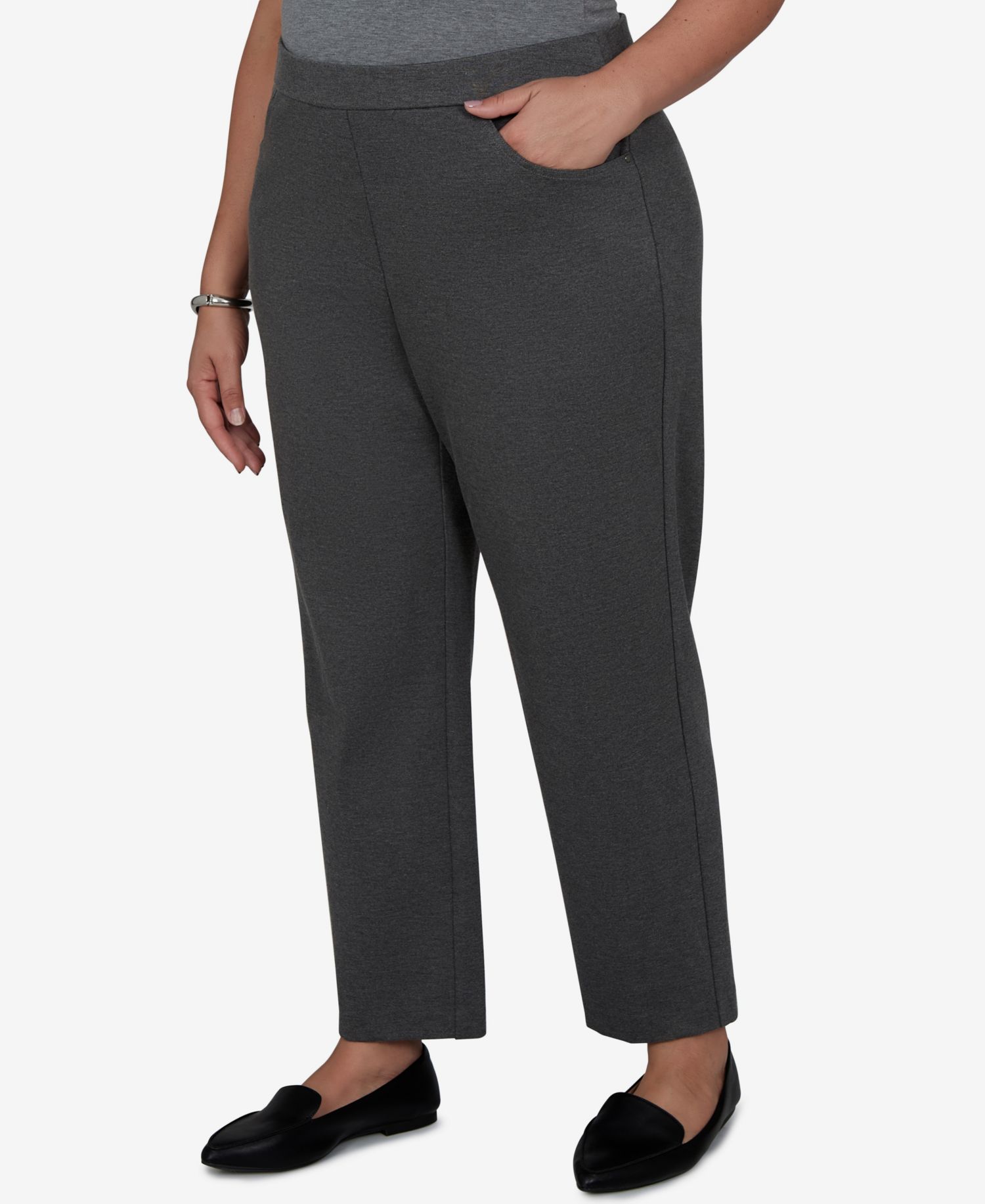 Plus Size Pull-On Mid-Rise Ankle Pants