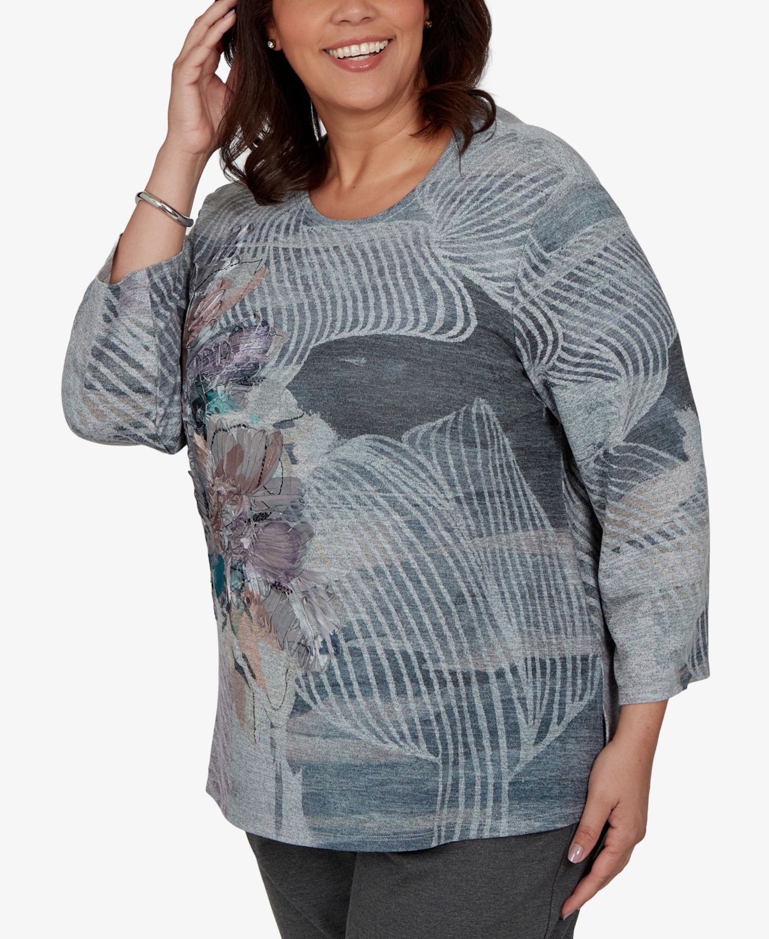 Plus Size Crewneck 3/4-Sleeve Floral T-Shirt