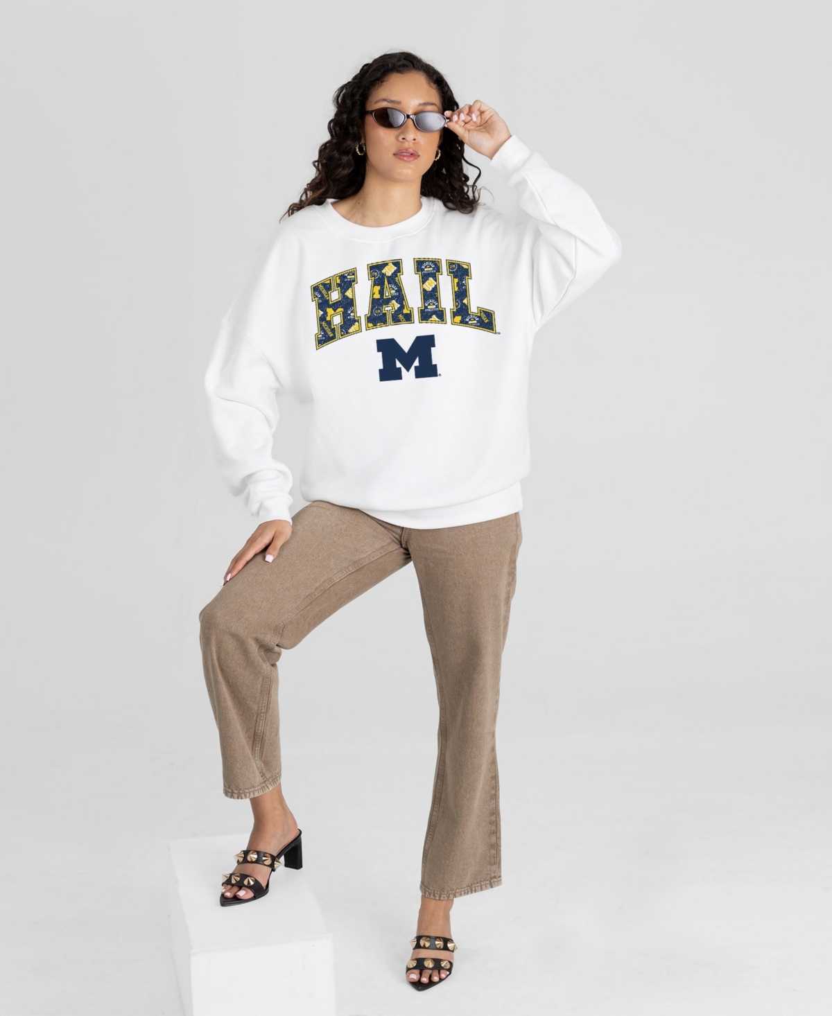 Gameday Couture Women's Michigan Wolverines Sweet Play Oversized Fleece Graphic Long-Sleeve Crewneck Sweatshirt
