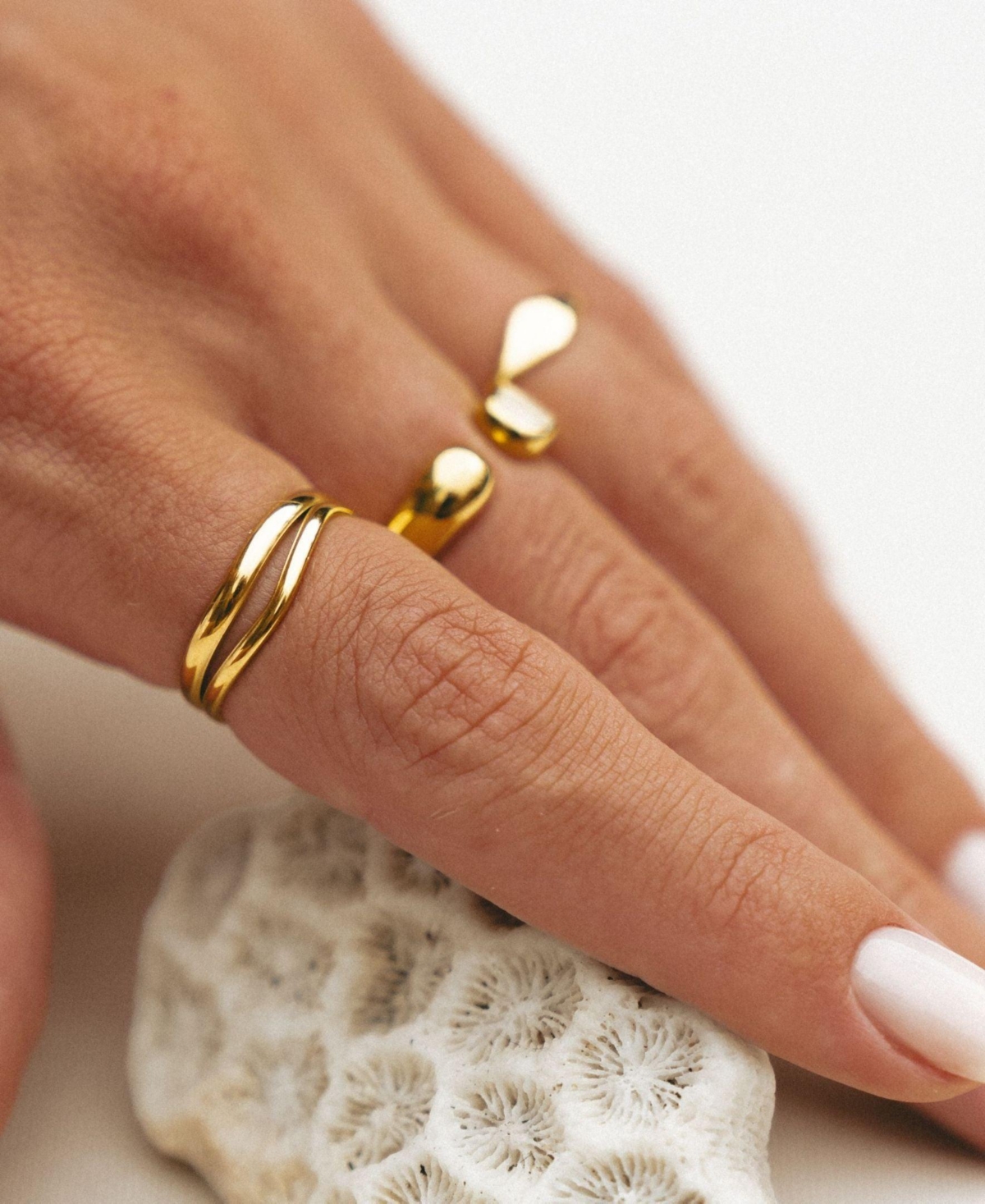 Atolea Breeze Double Ring