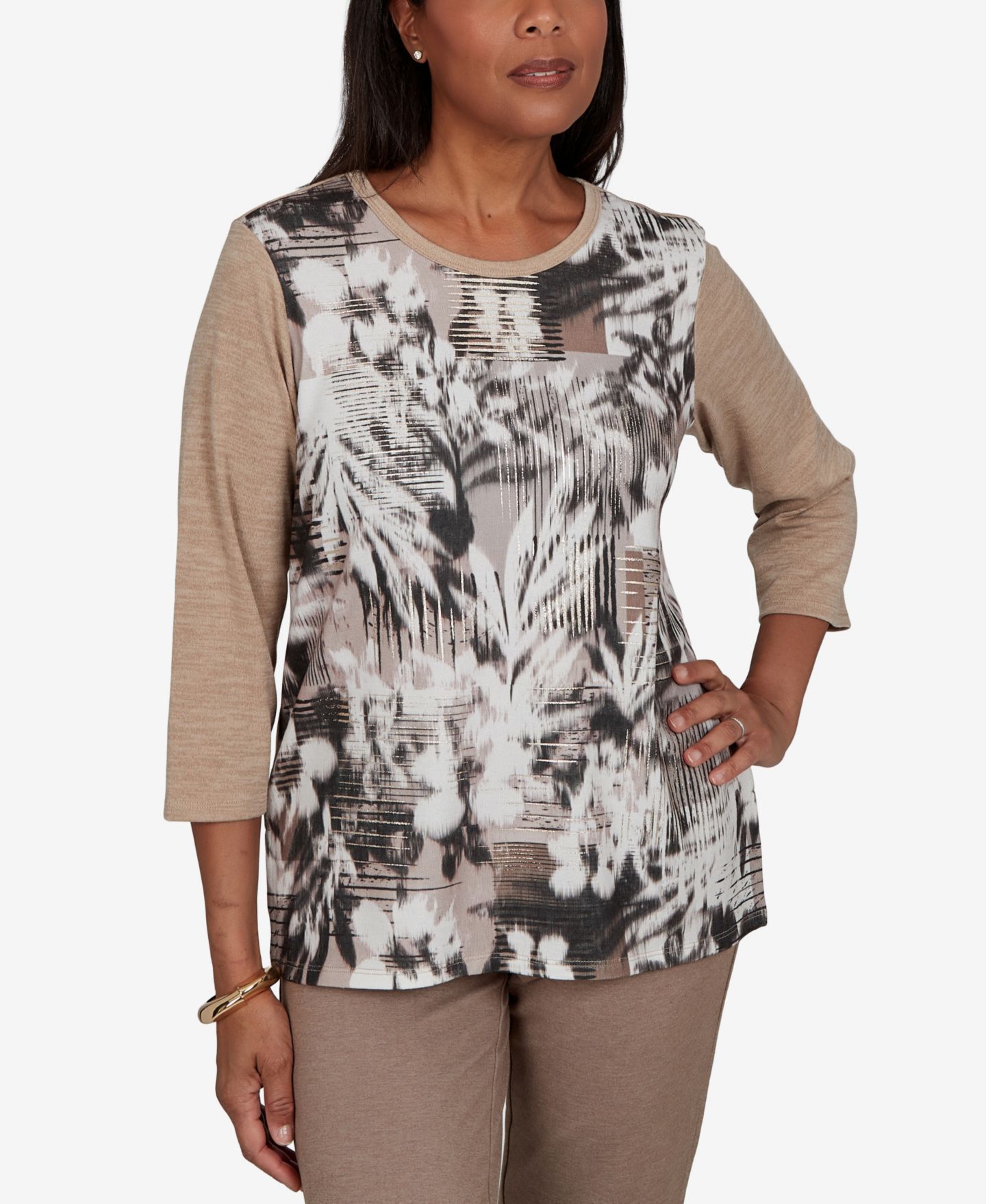 Женский свитер Alfred Dunner 3/4-Sleeve Crewneck Pullover, цвет: Латте — фото 1