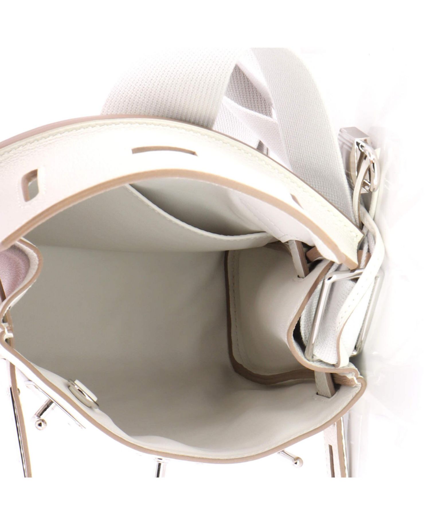 Pre-Owned Hermes PM Hac a Dos Backpack Togo