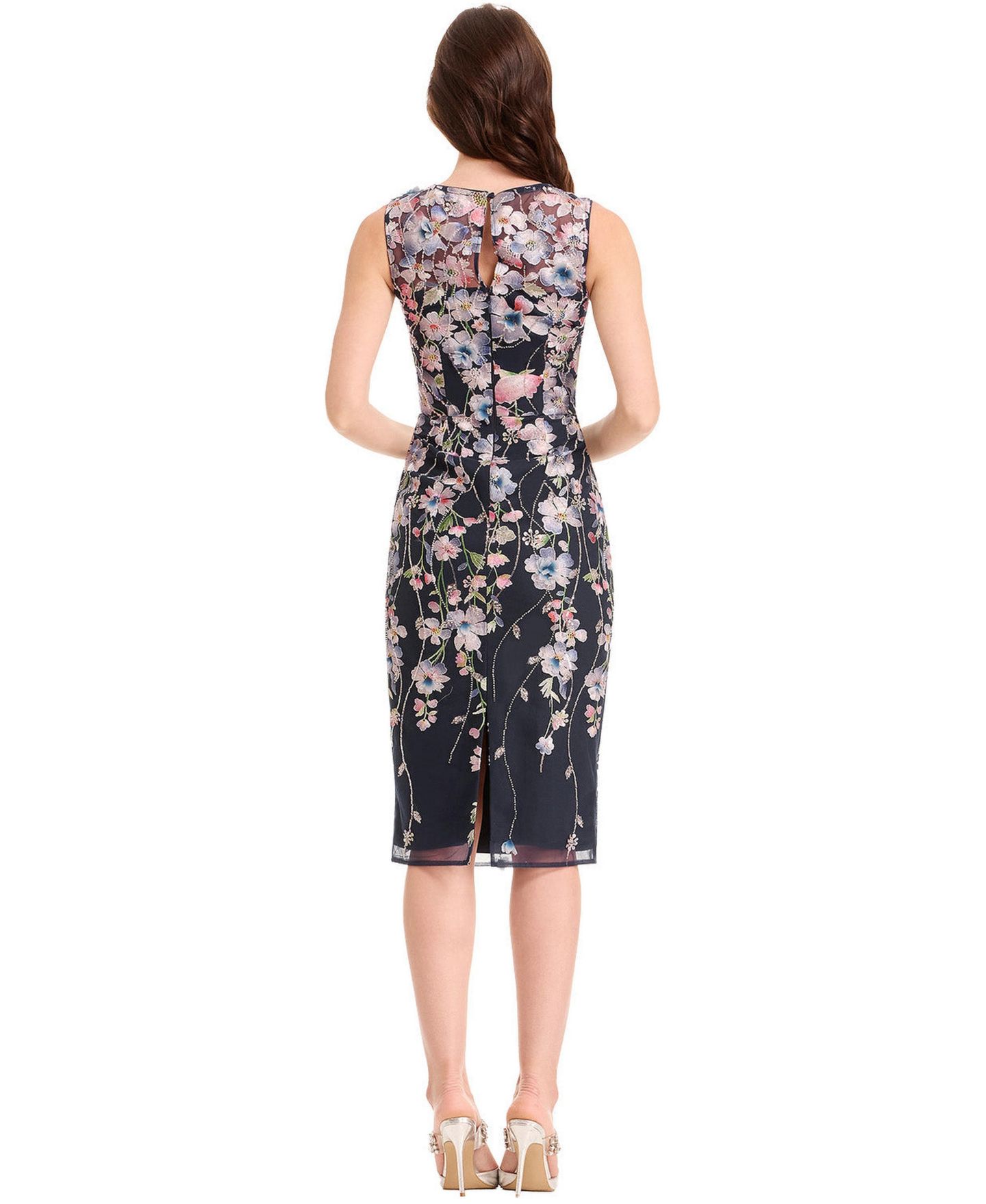 Женское платье Dress the Population Claudette Floral-Embroidered Sheath Midi, цвет: Тёмно-синий разноцветный — фото 3
