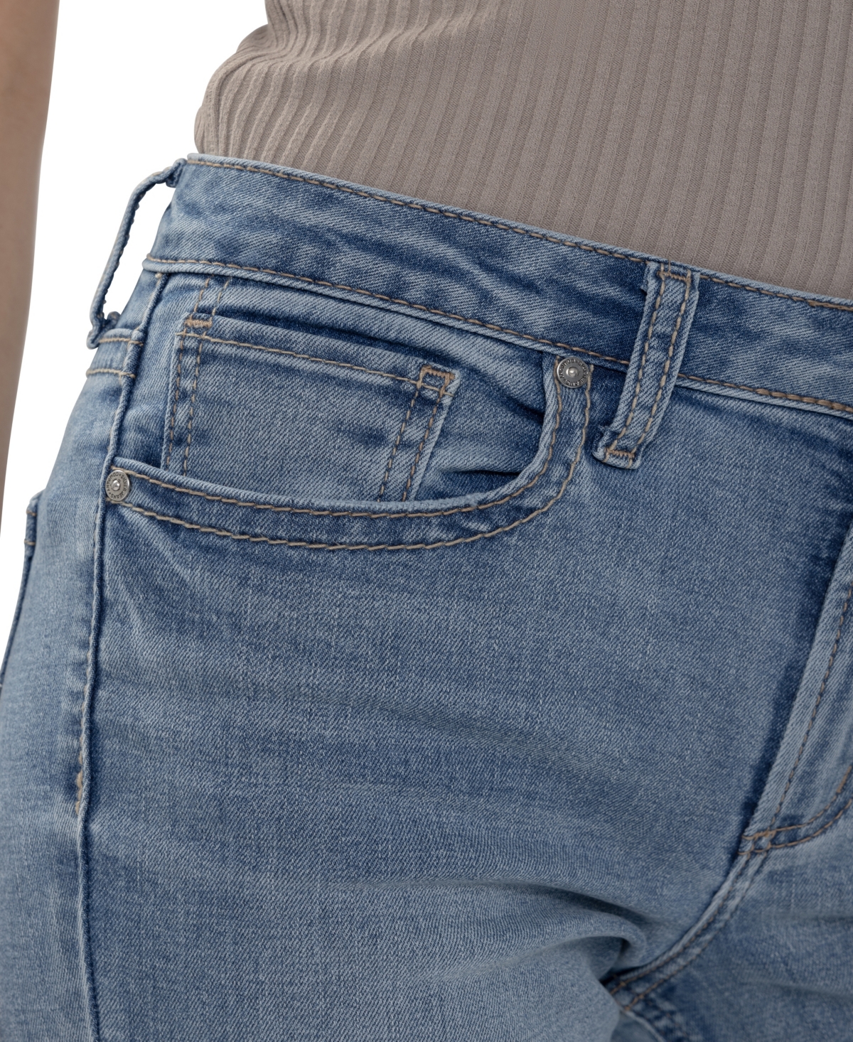Silver Jeans Co. Women's Most Wanted Mid-Rise Flared-Leg