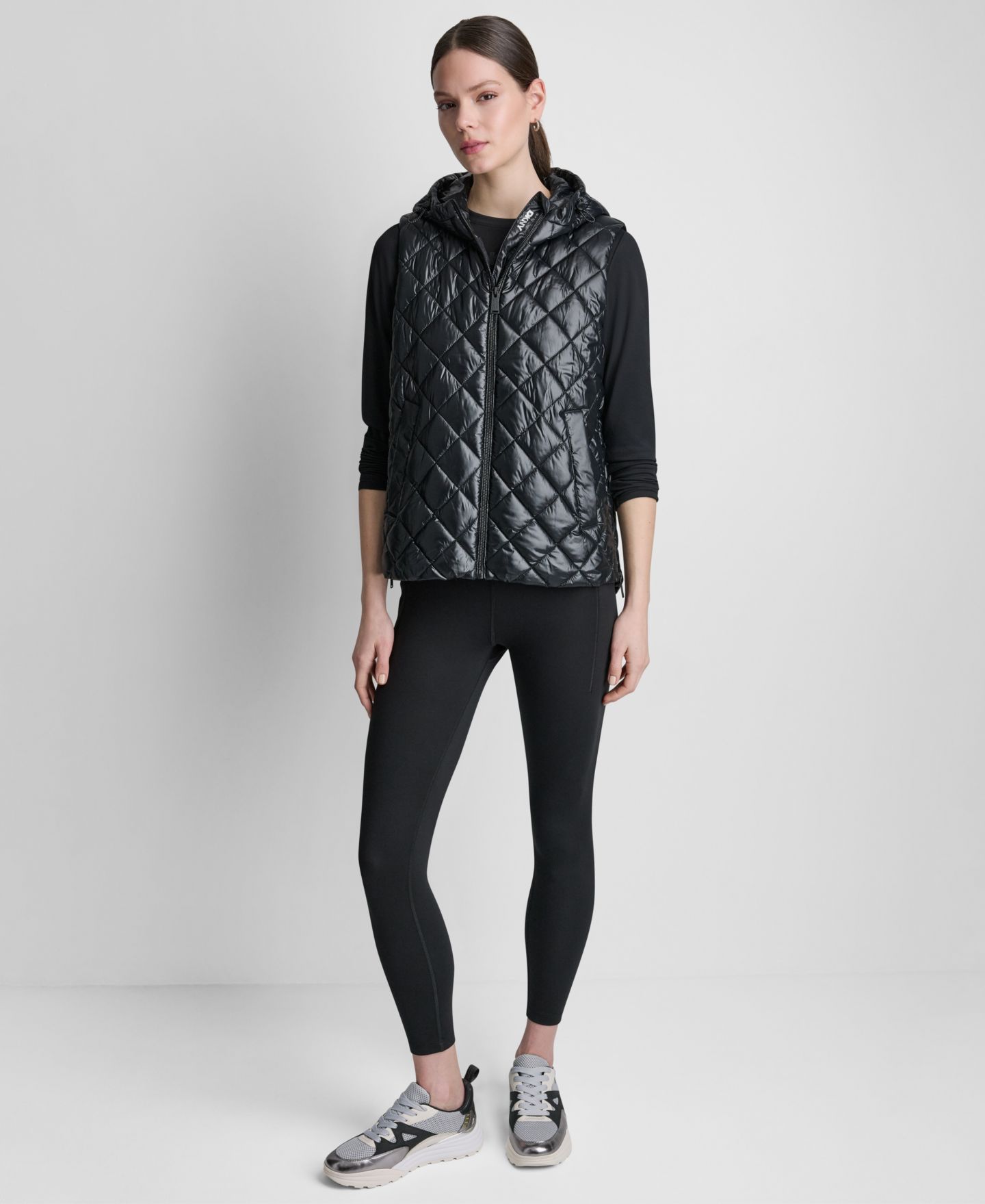 Женский жилет DKNY Sport Hooded Diamond Quilt, цвет: Металлик чёрный — фото 4