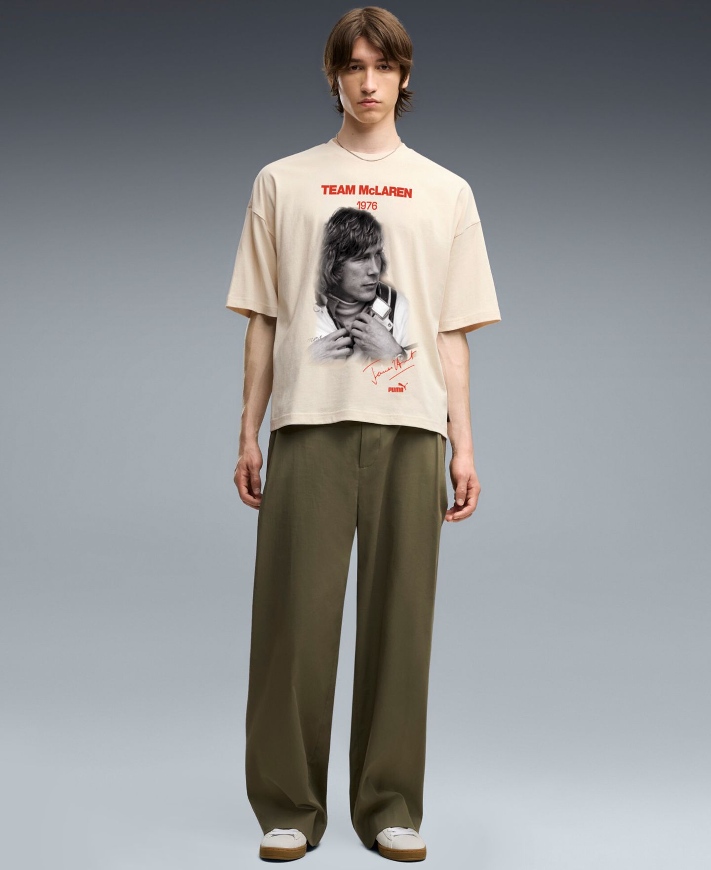 Мужская футболка PUMA McLaren James Hunt Graphic Regular-Fit, цвет: Снежный — фото 2
